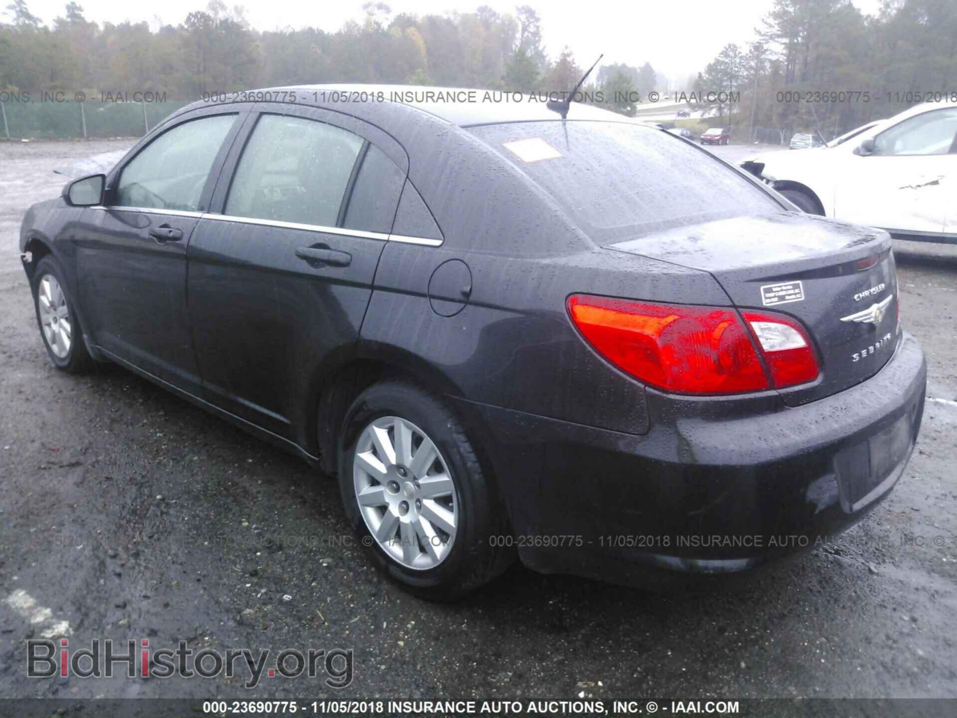 2009 CHRYSLER SEBRING - VIN: 1C3LC46B89N558106 - Фото 3