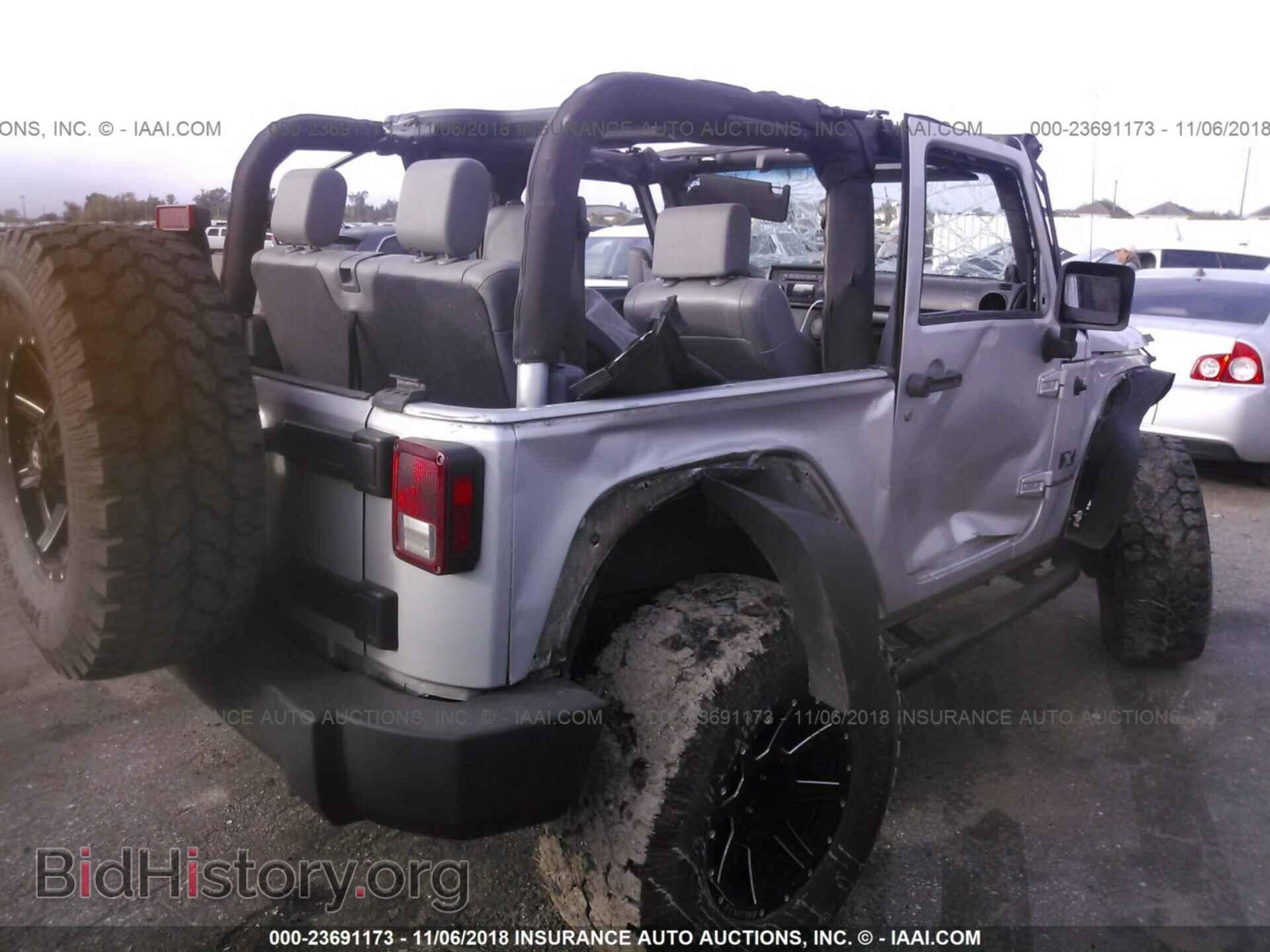 2009 JEEP WRANGLER - VIN: 1J4FA24109L745648 - Фото 4