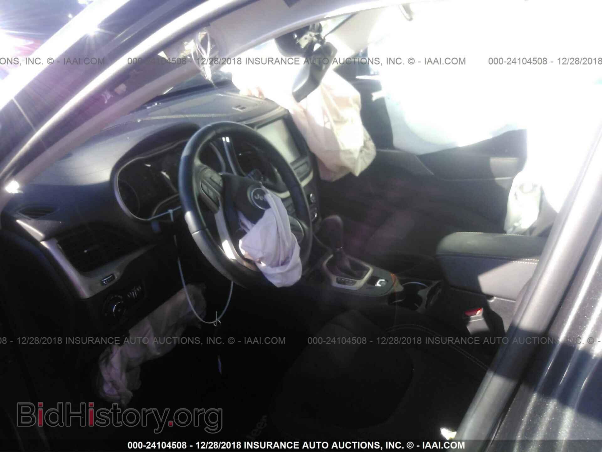 2017 JEEP CHEROKEE - VIN: 1C4PJLCB4HW604105 - Фото 5
