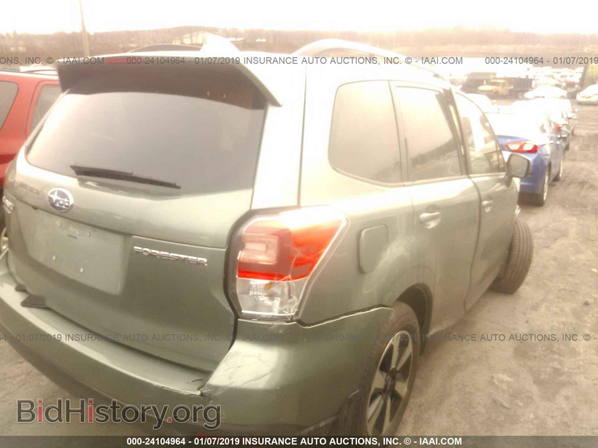 2018 SUBARU FORESTER - VIN: JF2SJAEC4JH517210 - Фото 4