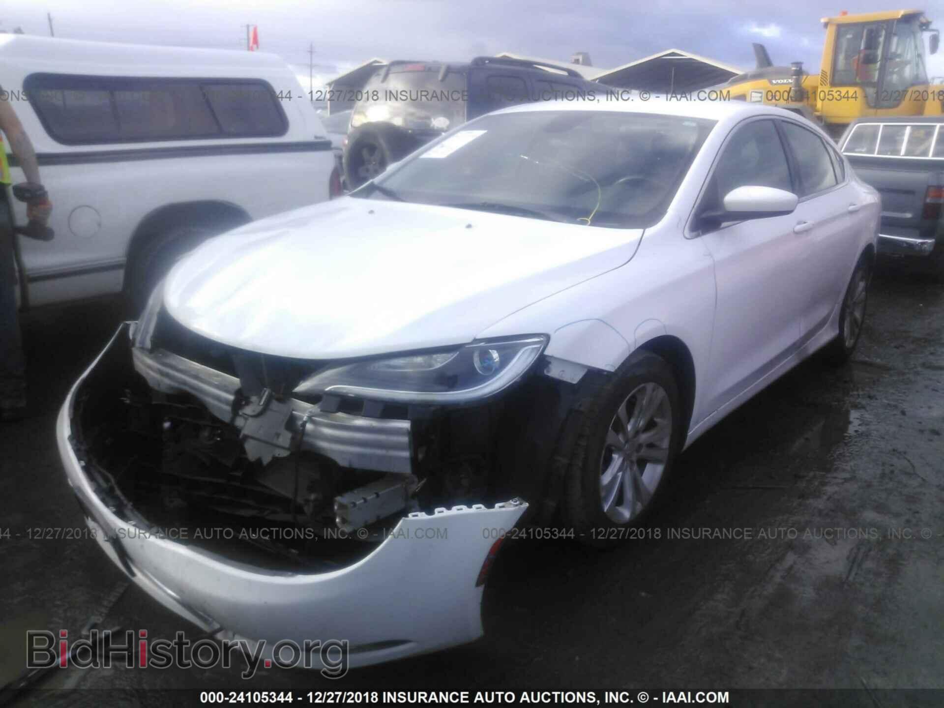 2015 CHRYSLER 200 - VIN: 1C3CCCAB4FN645143 - Фото 2