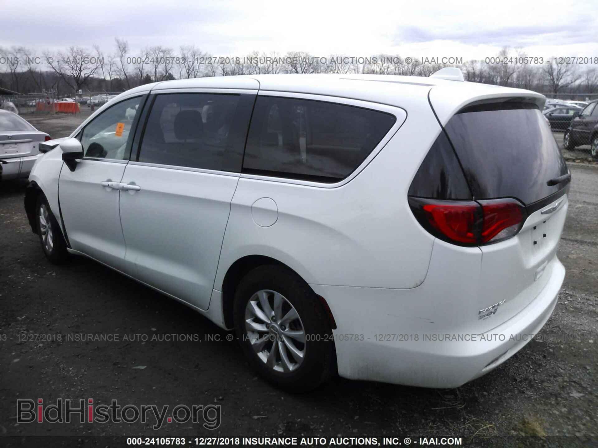 2017 CHRYSLER PACIFICA - VIN: 2C4RC1DG7HR584636 - Фото 3