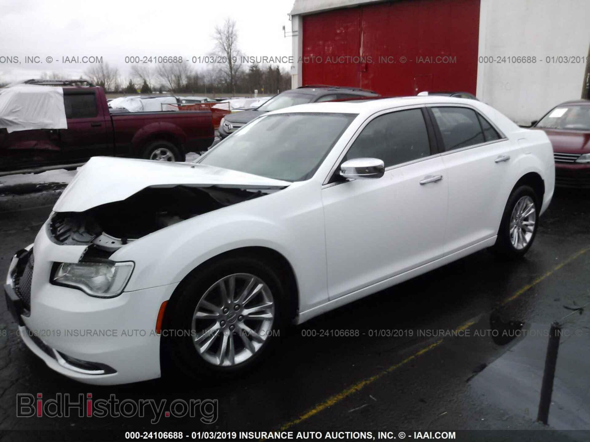 2016 CHRYSLER 300C - VIN: 2C3CCAEGXGH219879 - Фото 2
