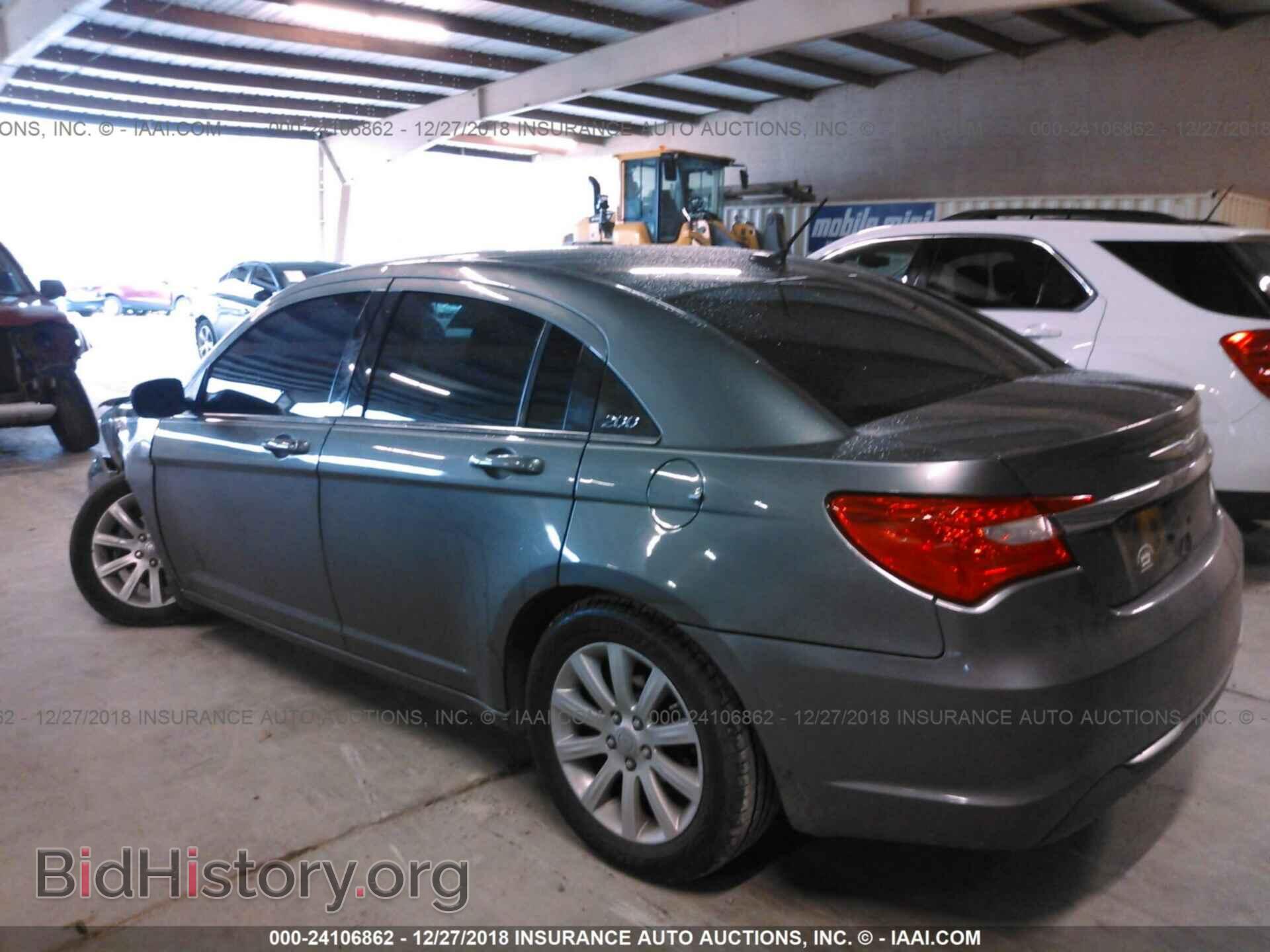 2012 CHRYSLER 200 - VIN: 1C3CCBBB9CN162266 - Фото 3