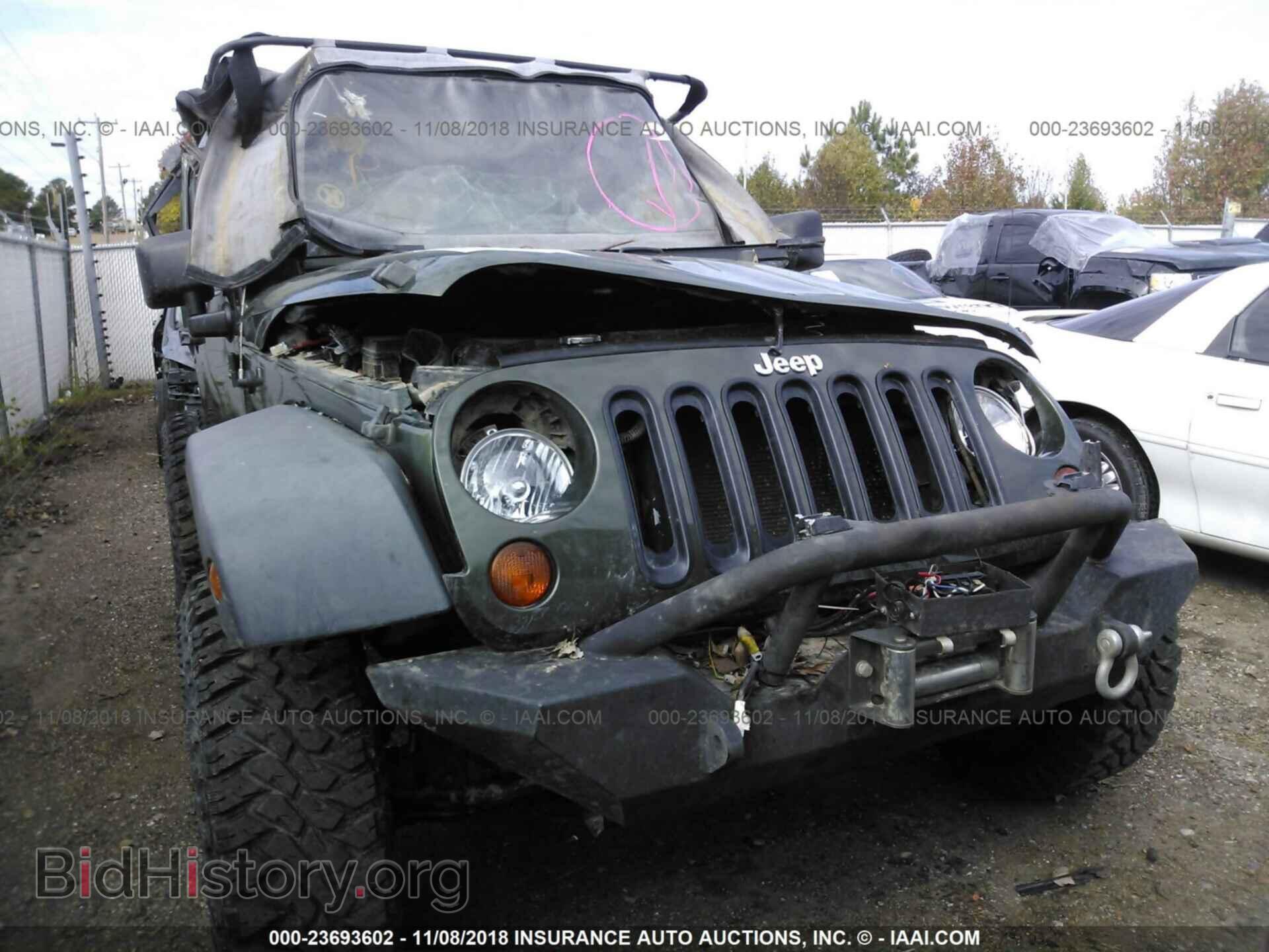 2009 JEEP WRANGLER - VIN: 1J4FA24199L708484 - Фото 6
