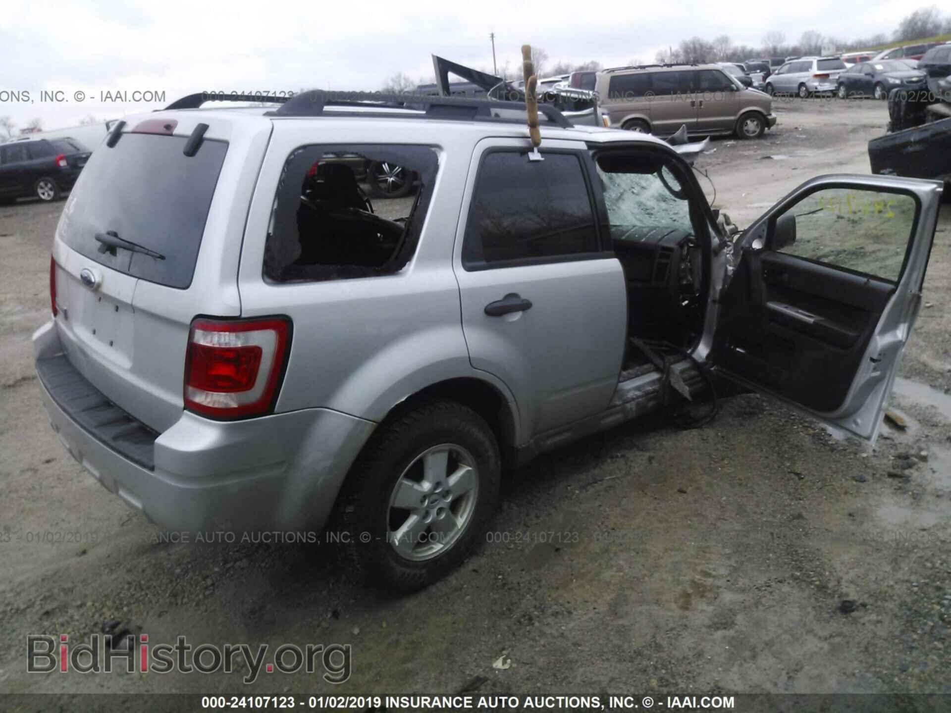 2009 FORD ESCAPE - VIN: 1FMCU03759KC03862 - Фото 4
