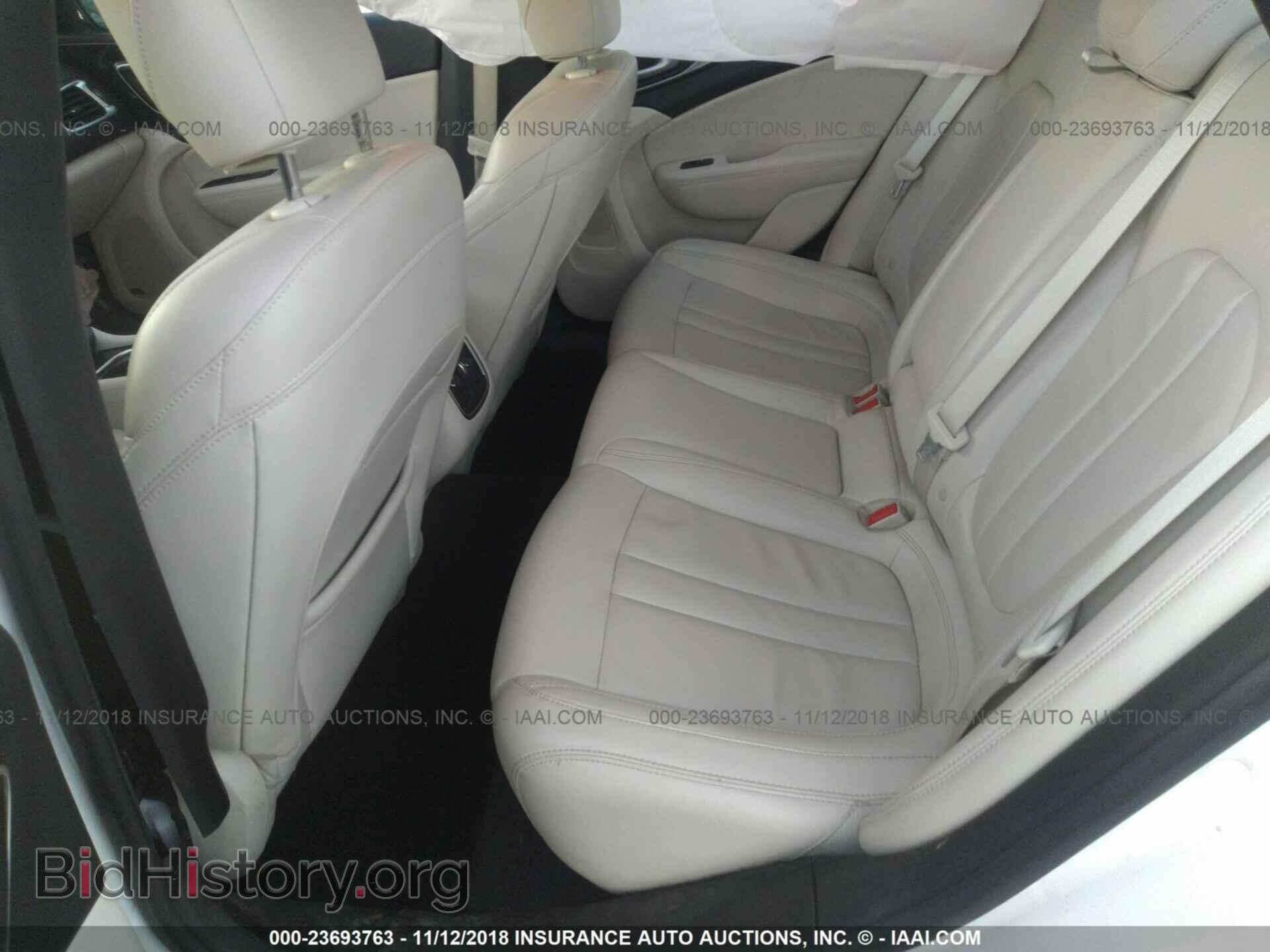 2015 CHRYSLER 200 - VIN: 1C3CCCCBXFN686258 - Photo 8