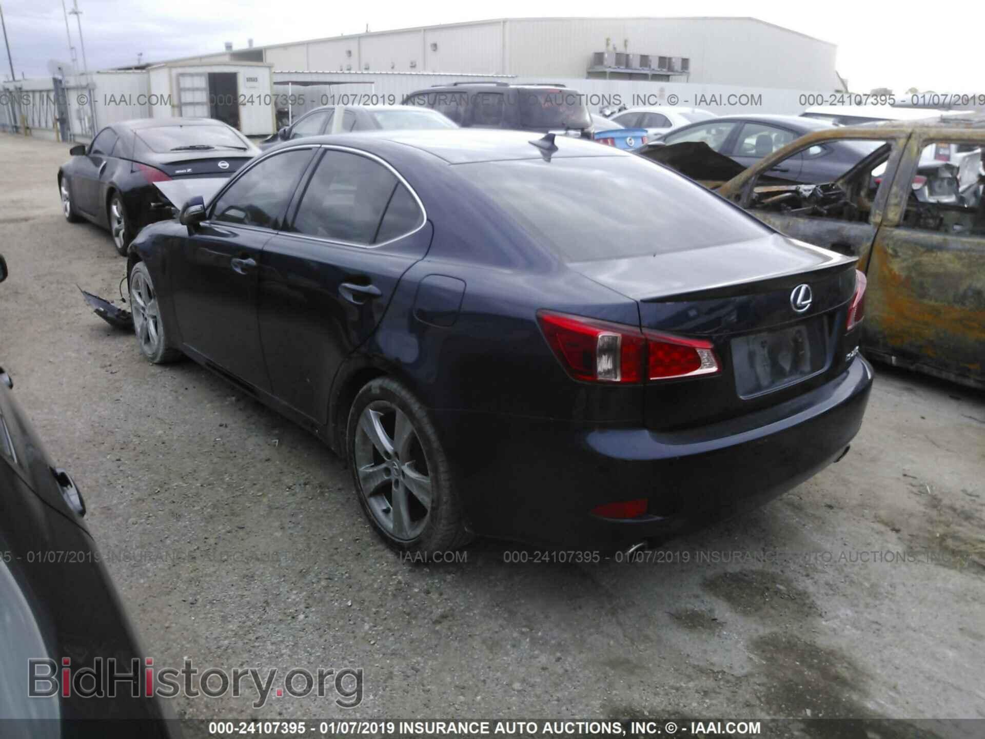 2011 LEXUS IS - VIN: JTHBF5C21B5133324 - Фото 3