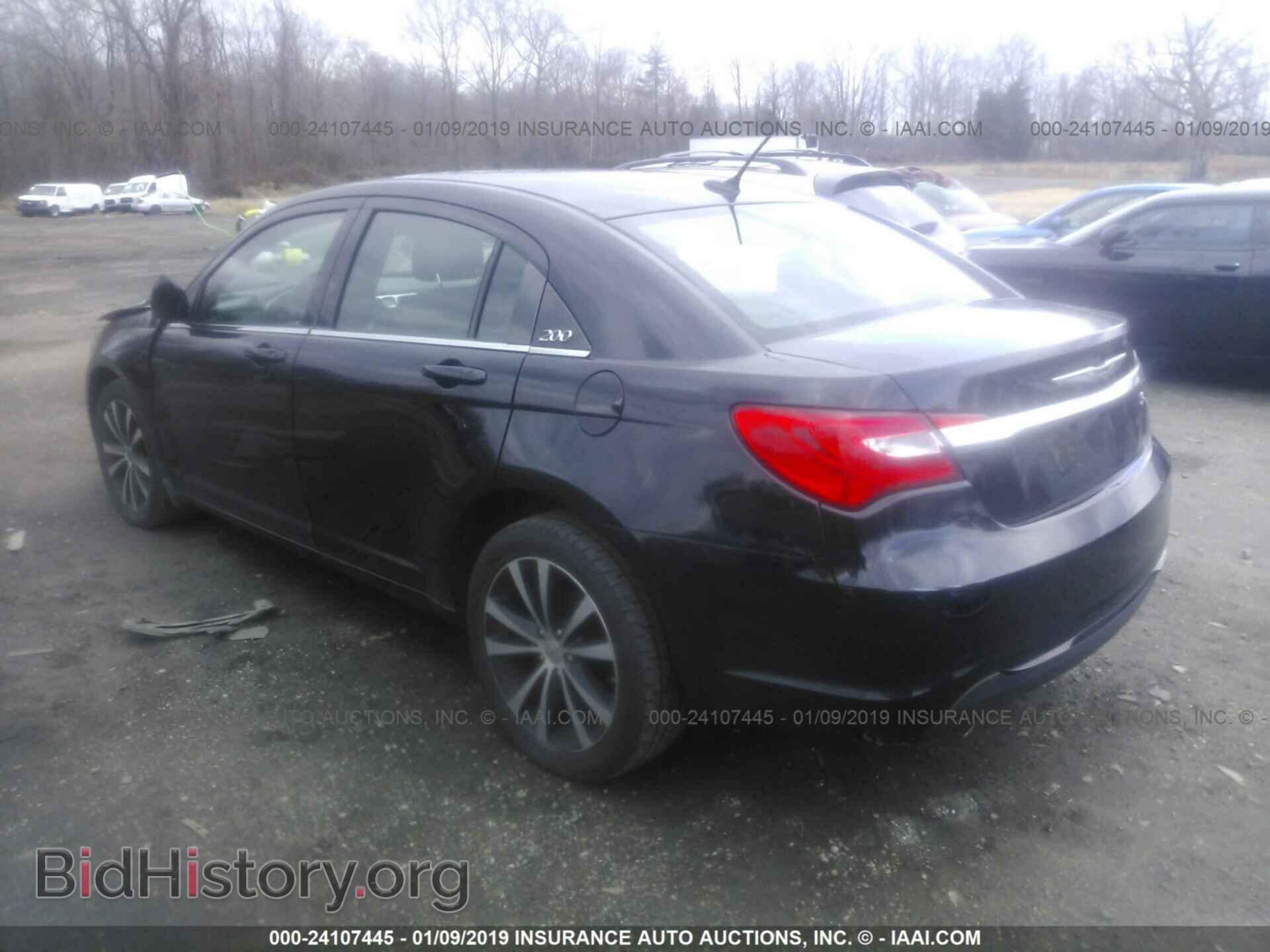 2013 CHRYSLER 200 - VIN: 1C3CCBBG7DN718104 - Фото 3