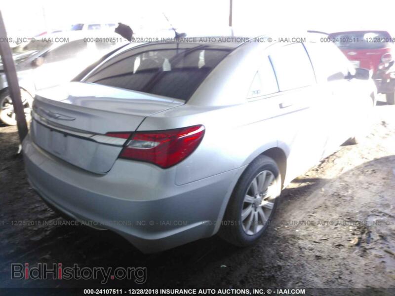 2012 Chrysler 200 (VIN 1C3CCBBG9CN308368) — photo 4 of 10