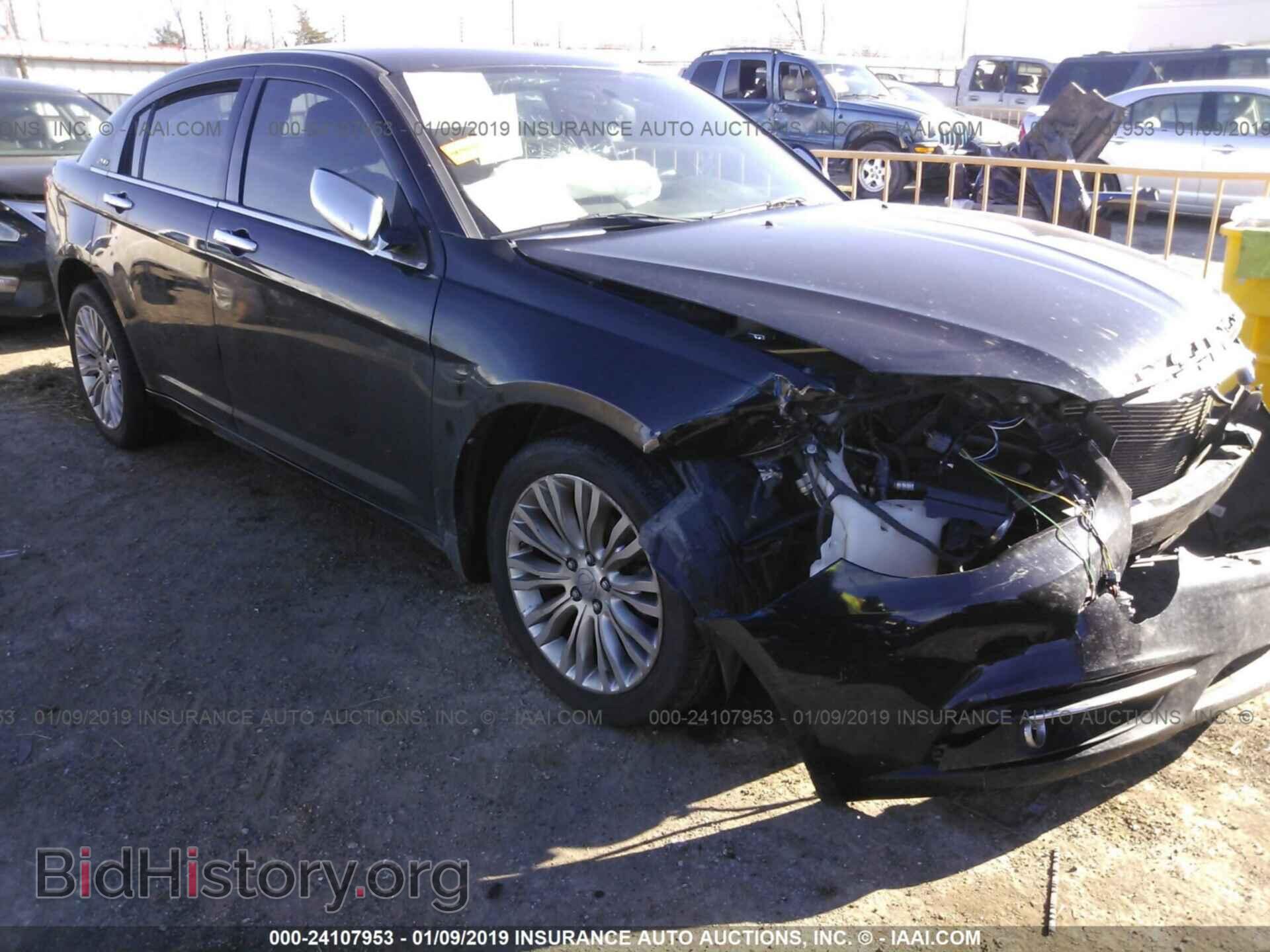 Фотография 1C3BC2FG2BN517763 - CHRYSLER 200 2011