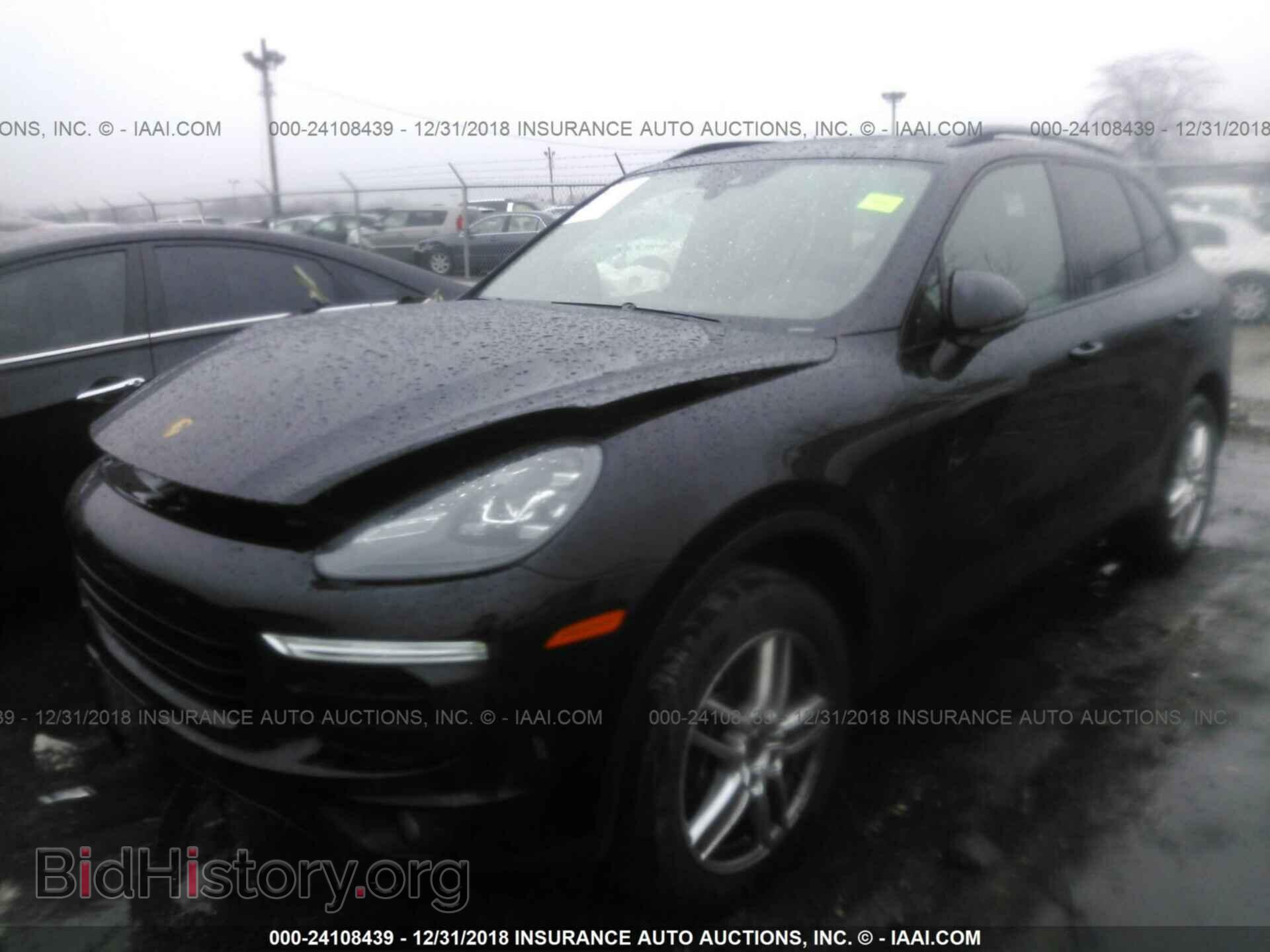 2016 PORSCHE CAYENNE - VIN: WP1AA2A26GLA03795 - Фото 2