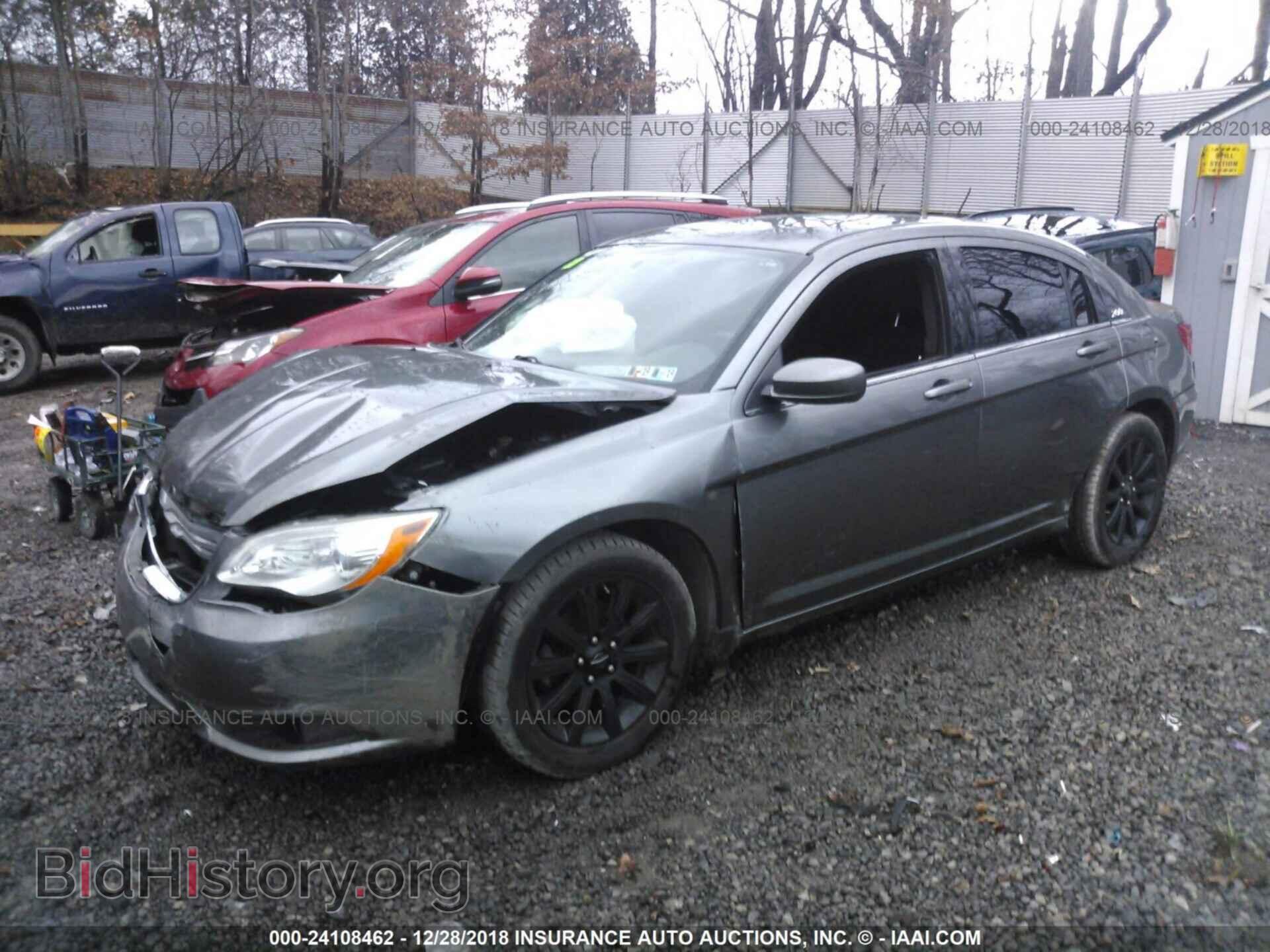 2012 CHRYSLER 200 - VIN: 1C3CCBBB6CN288214 - Фото 2