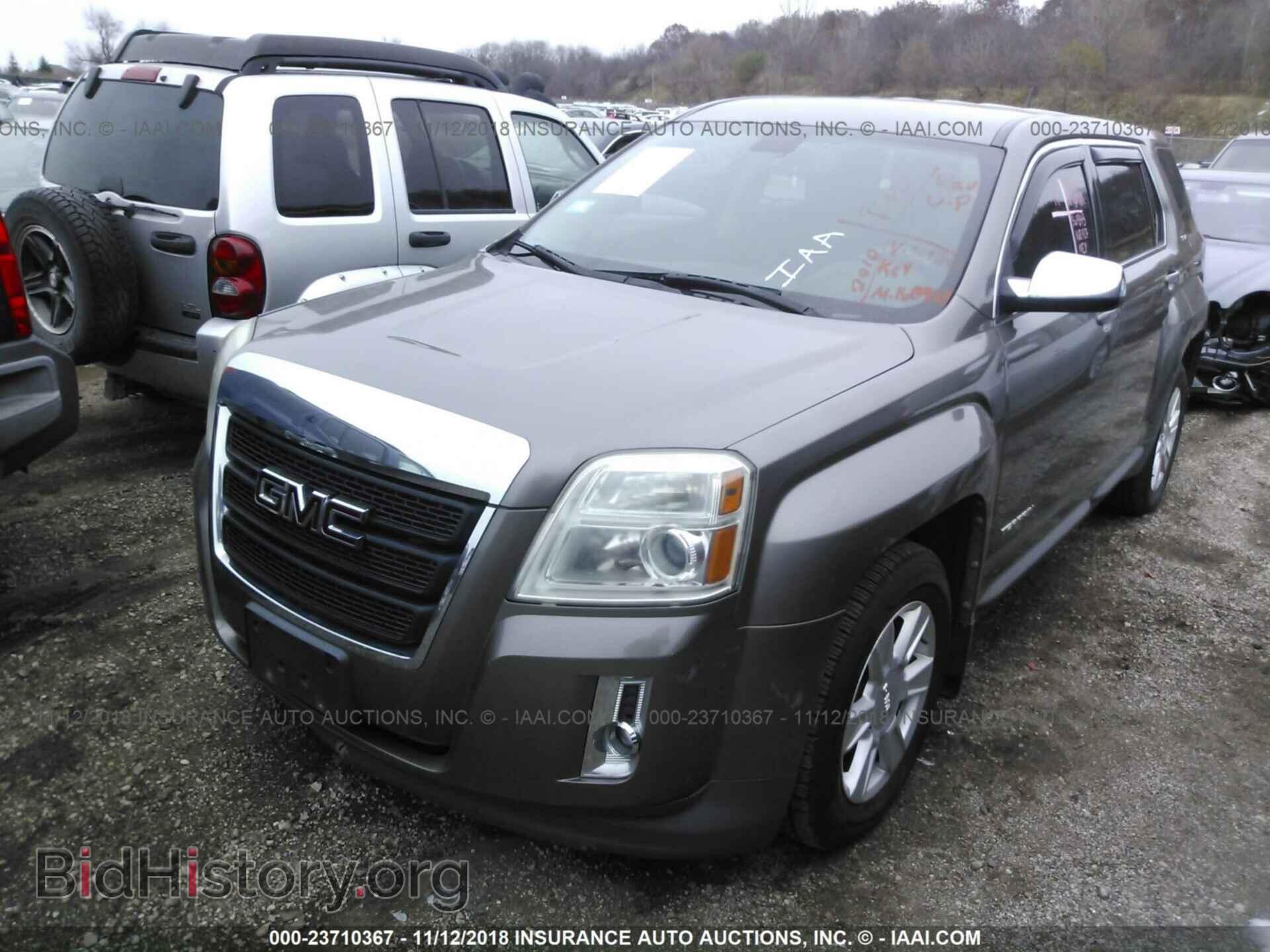 2010 GMC TERRAIN - VIN: 2CTFLCEW0A6369843 - Photo 2