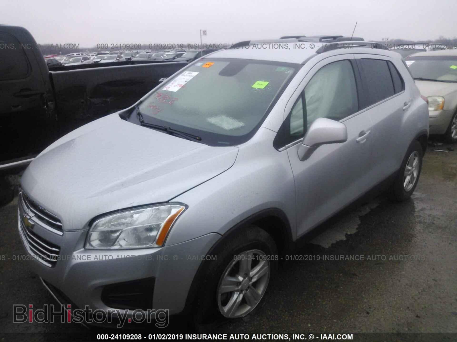 2015 CHEVROLET TRAX - VIN: 3GNCJLSB9FL189003 - Фото 2