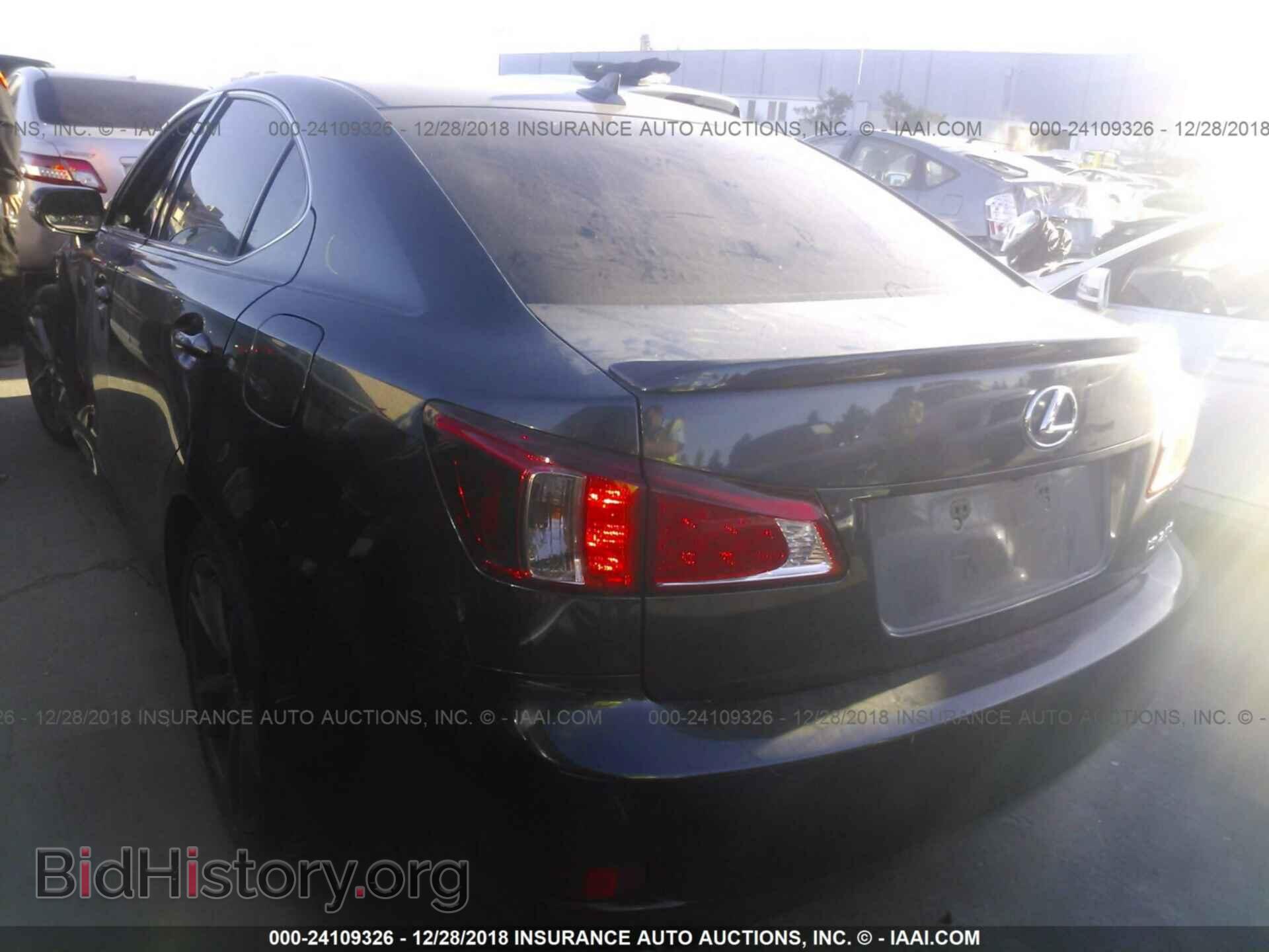 2011 LEXUS IS - VIN: JTHBF5C29B5151876 - Фото 3