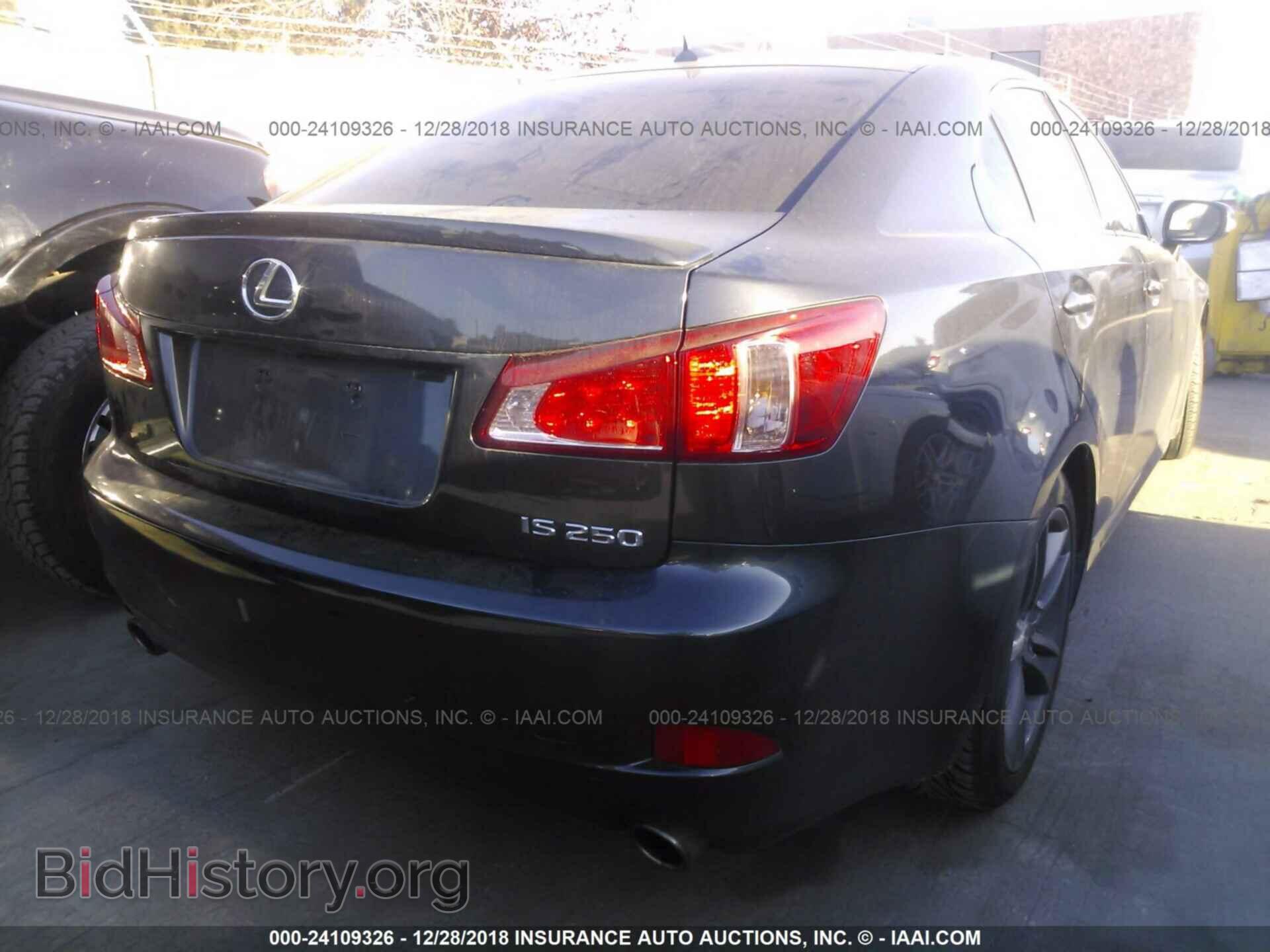 2011 LEXUS IS - VIN: JTHBF5C29B5151876 - Фото 4
