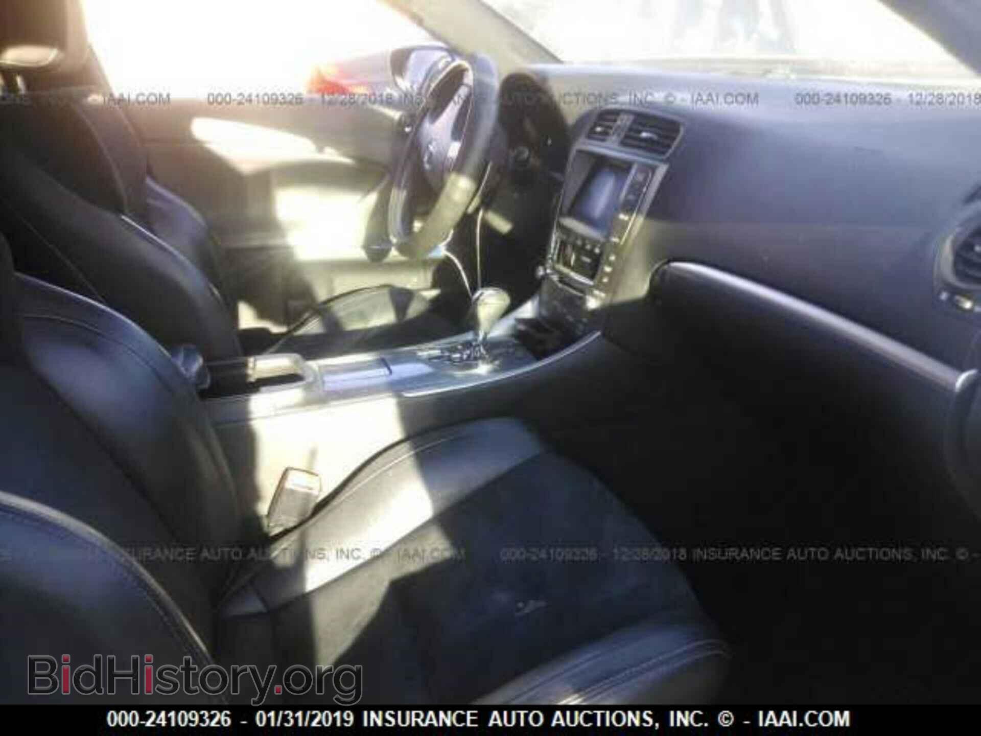 2011 LEXUS IS - VIN: JTHBF5C29B5151876 - Фото 5