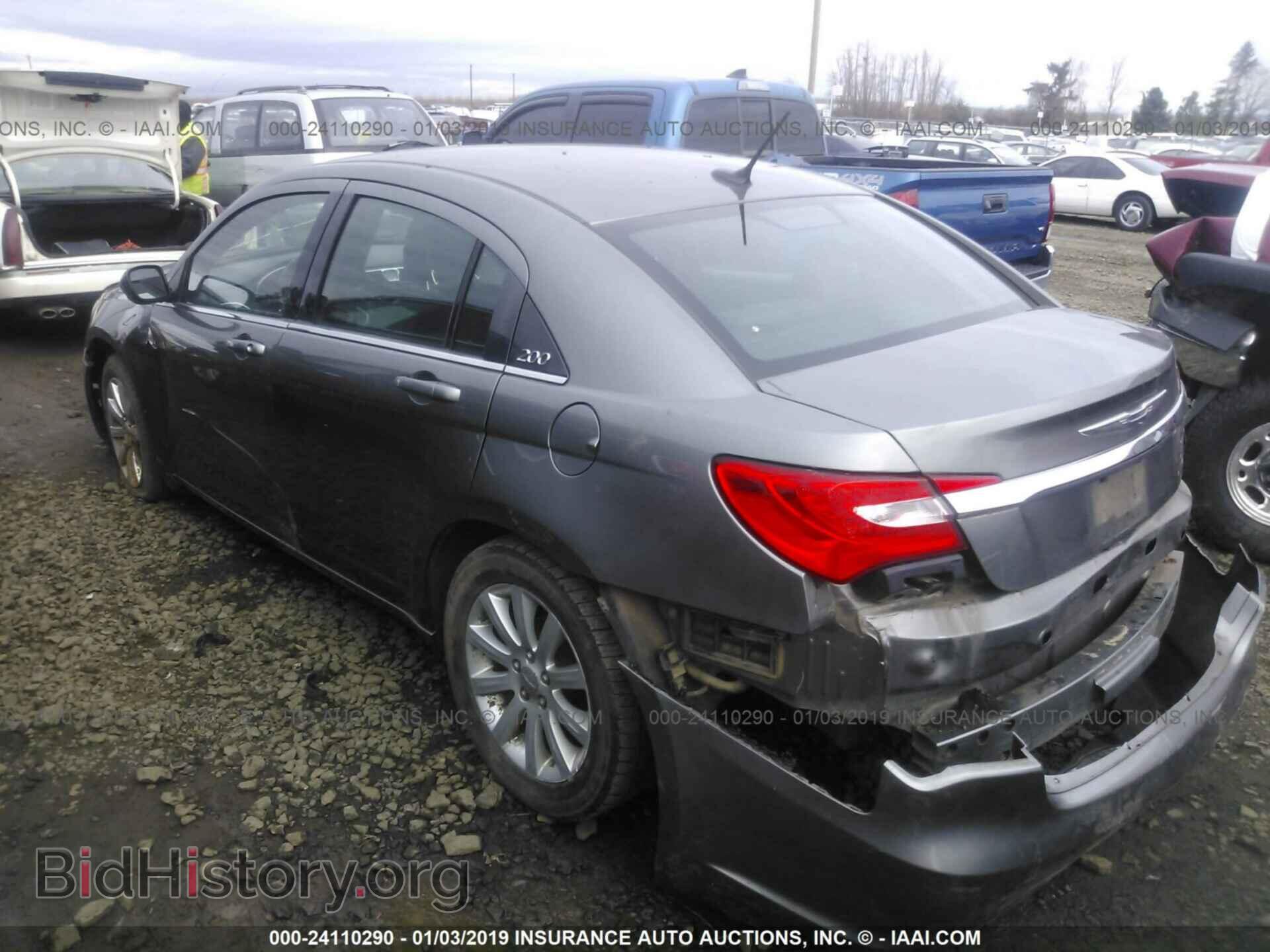 2012 CHRYSLER 200 - VIN: 1C3CCBBB2CN181063 - Фото 3