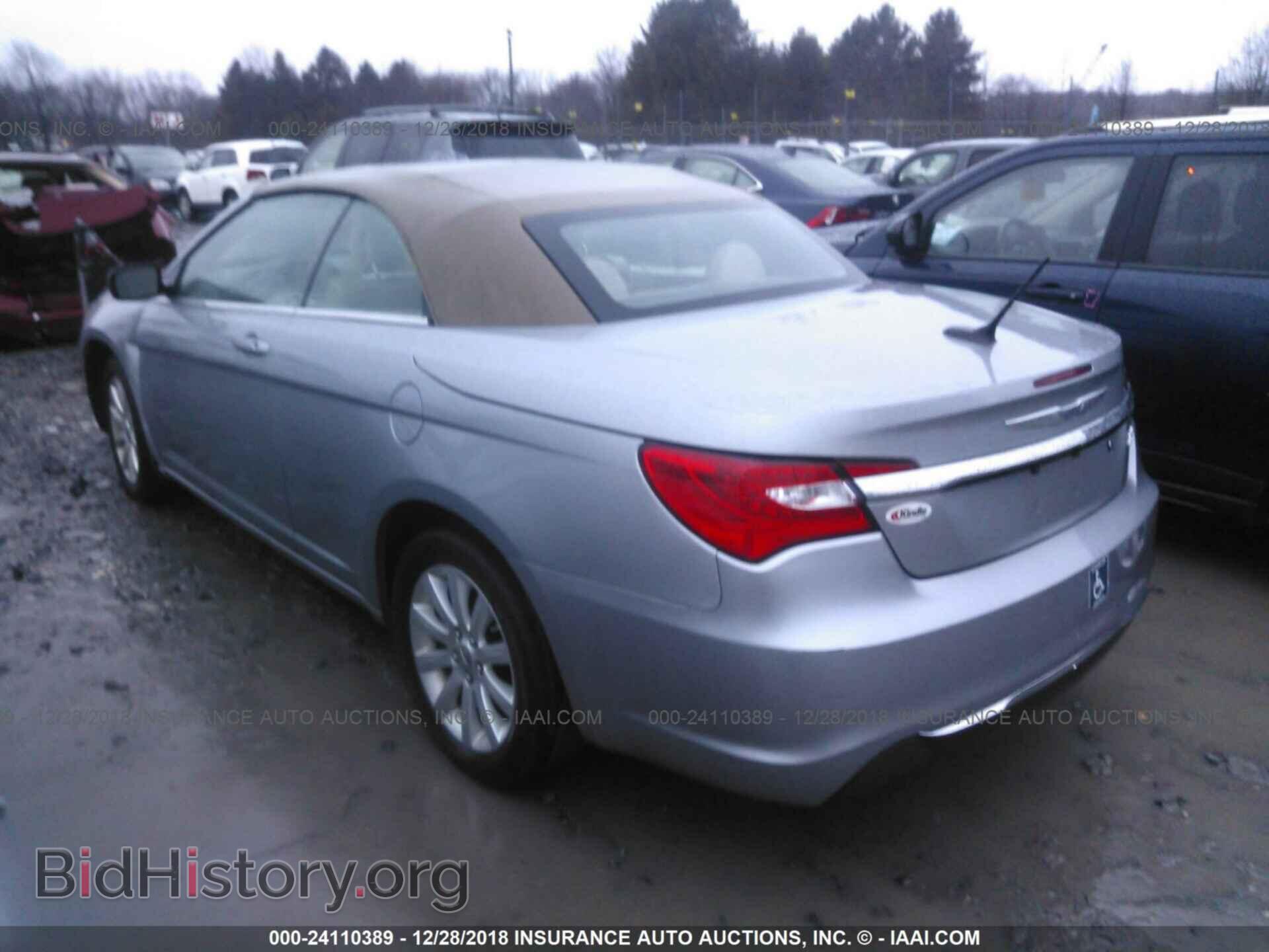 2013 CHRYSLER 200 - VIN: 1C3BCBEB1DN512028 - Photo 3
