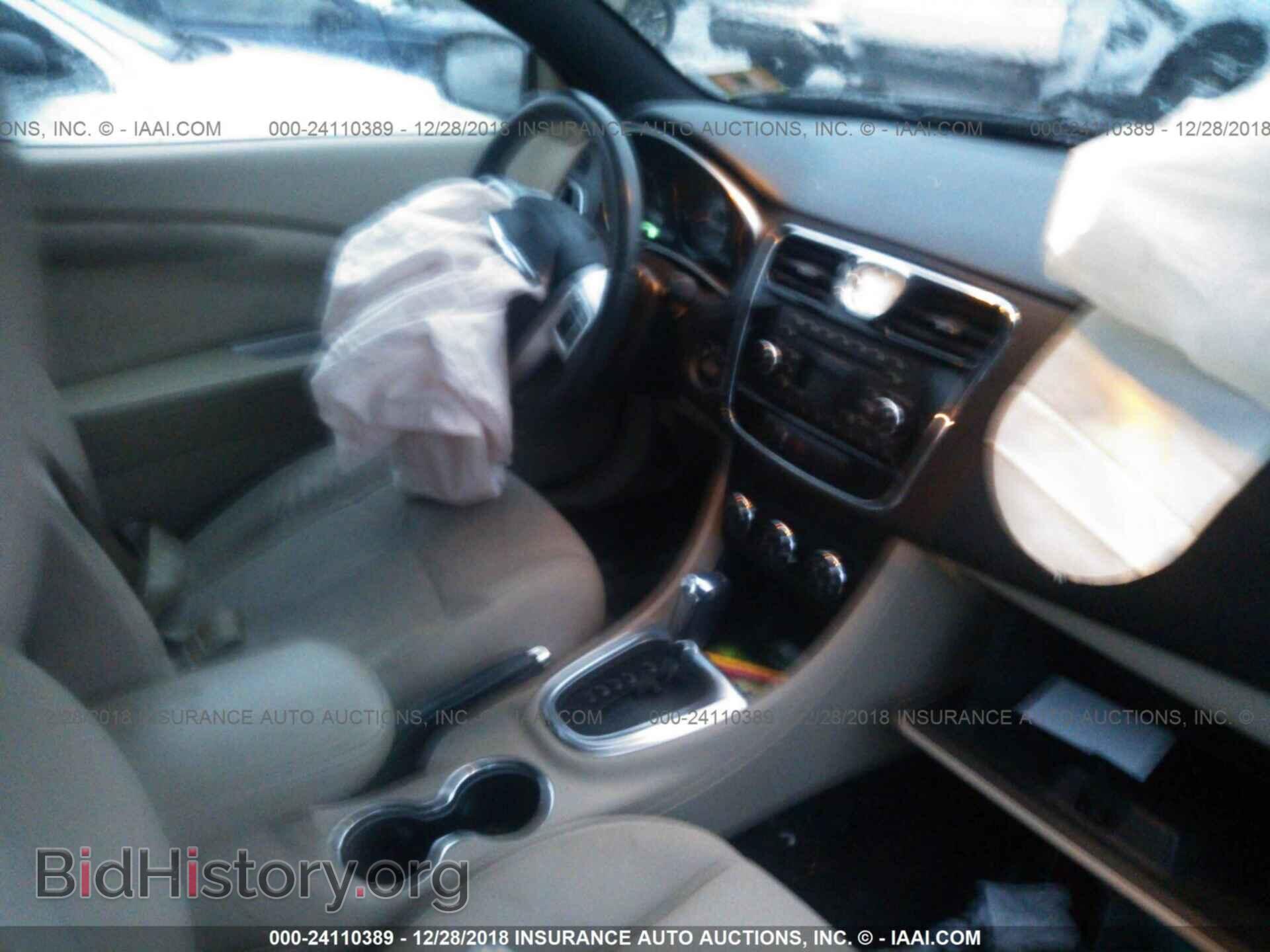 2013 CHRYSLER 200 - VIN: 1C3BCBEB1DN512028 - Photo 5