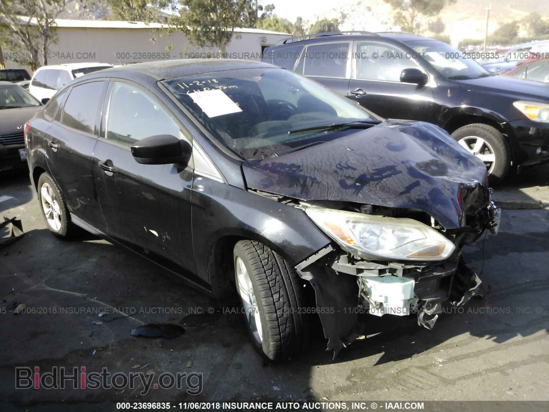 Photo 1FAHP3F22CL268016 - FORD FOCUS 2012