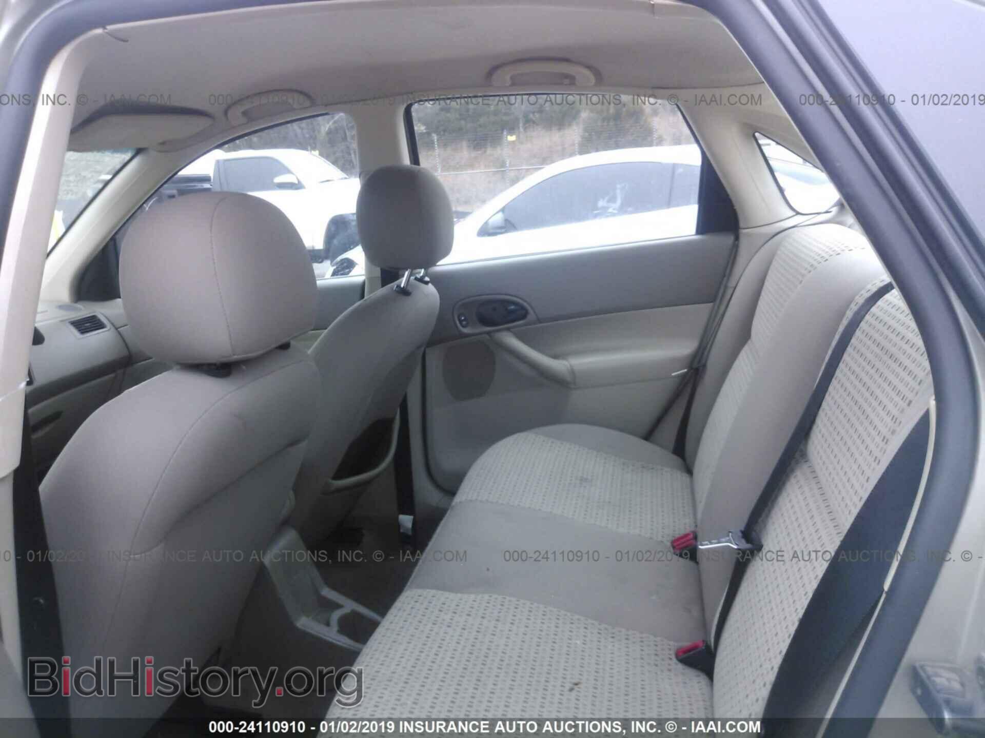 2007 FORD FOCUS - VIN: 1FAFP34N57W270772 - Фото 8