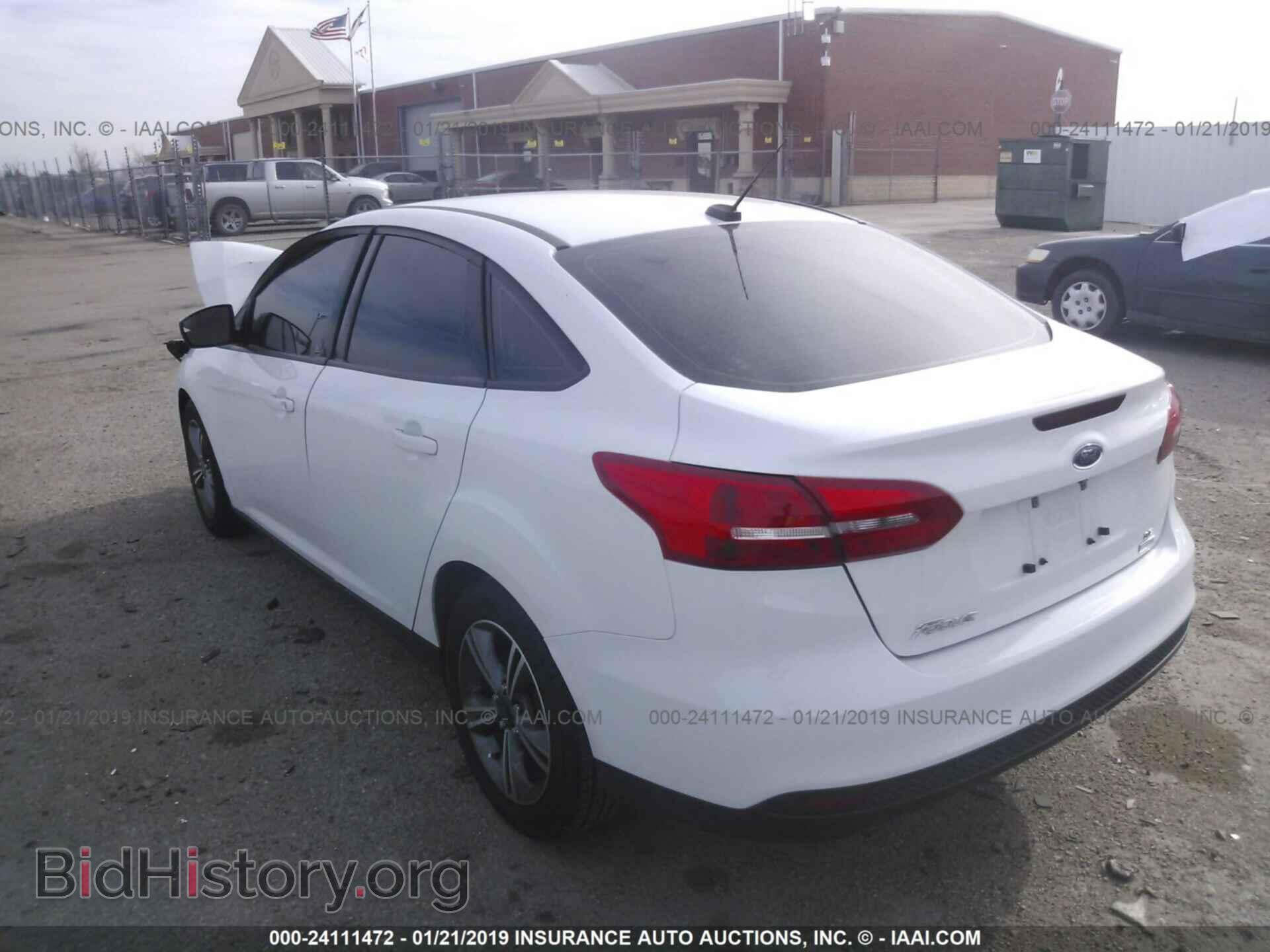 2018 FORD FOCUS - VIN: 1FADP3FE1JL204345 - Фото 3