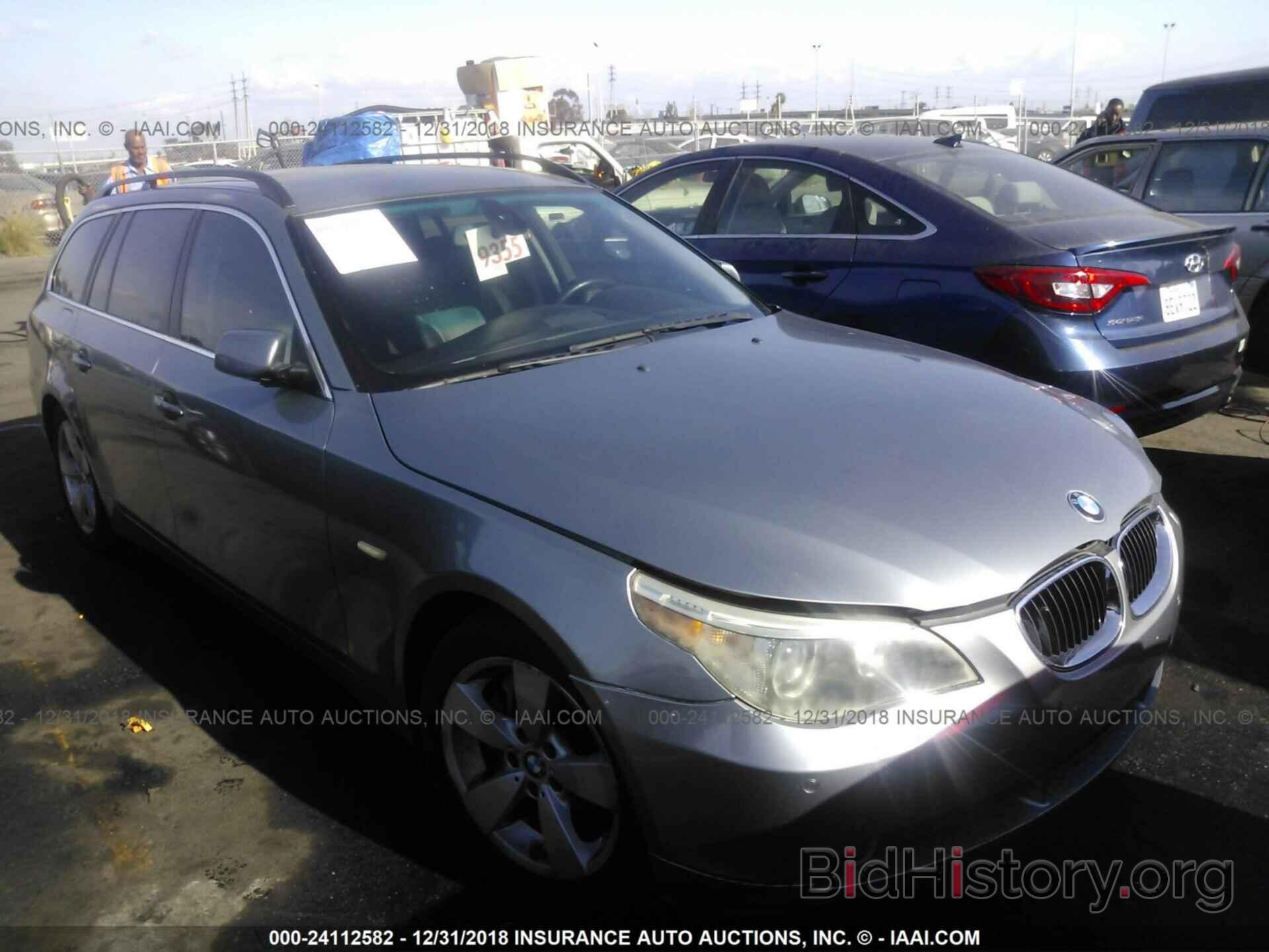 Photo WBANN73586CN01133 - BMW 530 2006