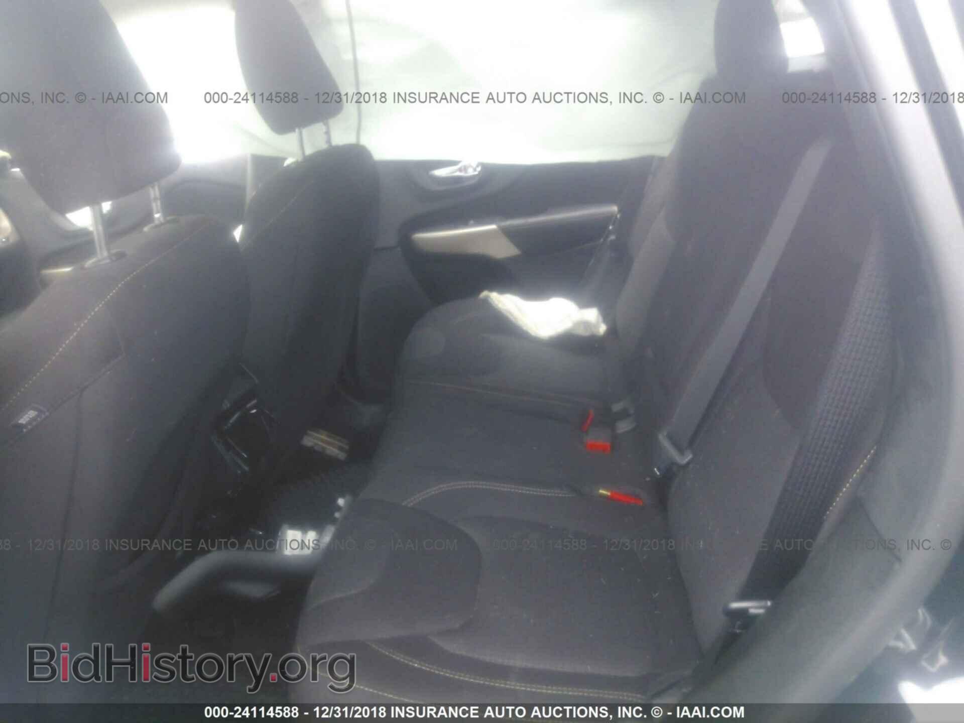 2017 JEEP CHEROKEE - VIN: 1C4PJMCS7HD227318 - Photo 8