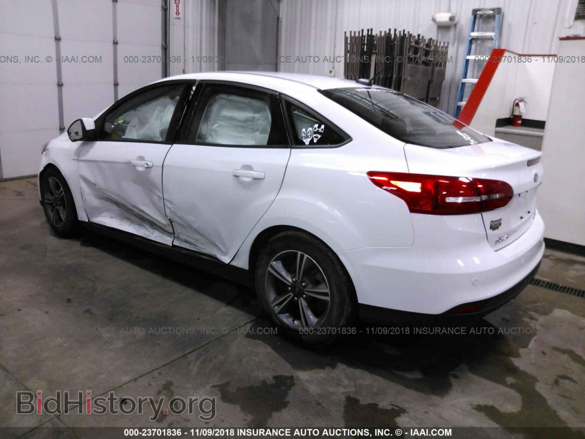 2016 FORD FOCUS - VIN: 1FADP3FE0GL234235 - Фото 3