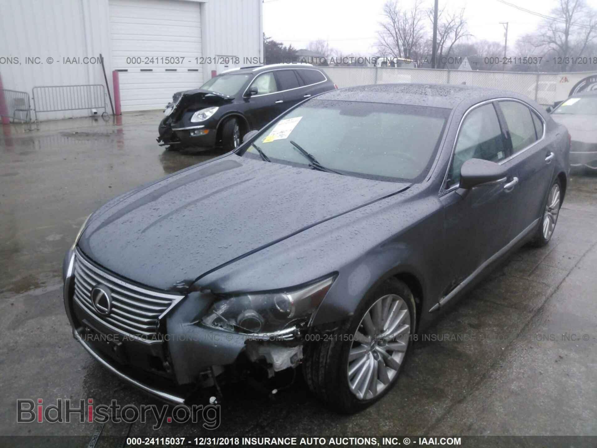 2014 LEXUS LS - VIN: JTHCL5EF0E5019736 - Фото 2