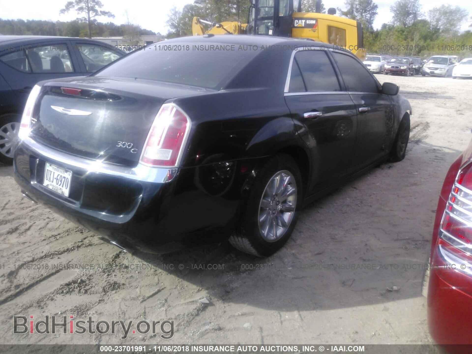 2014 CHRYSLER 300C - VIN: 2C3CCAEG1EH263184 - Фото 4