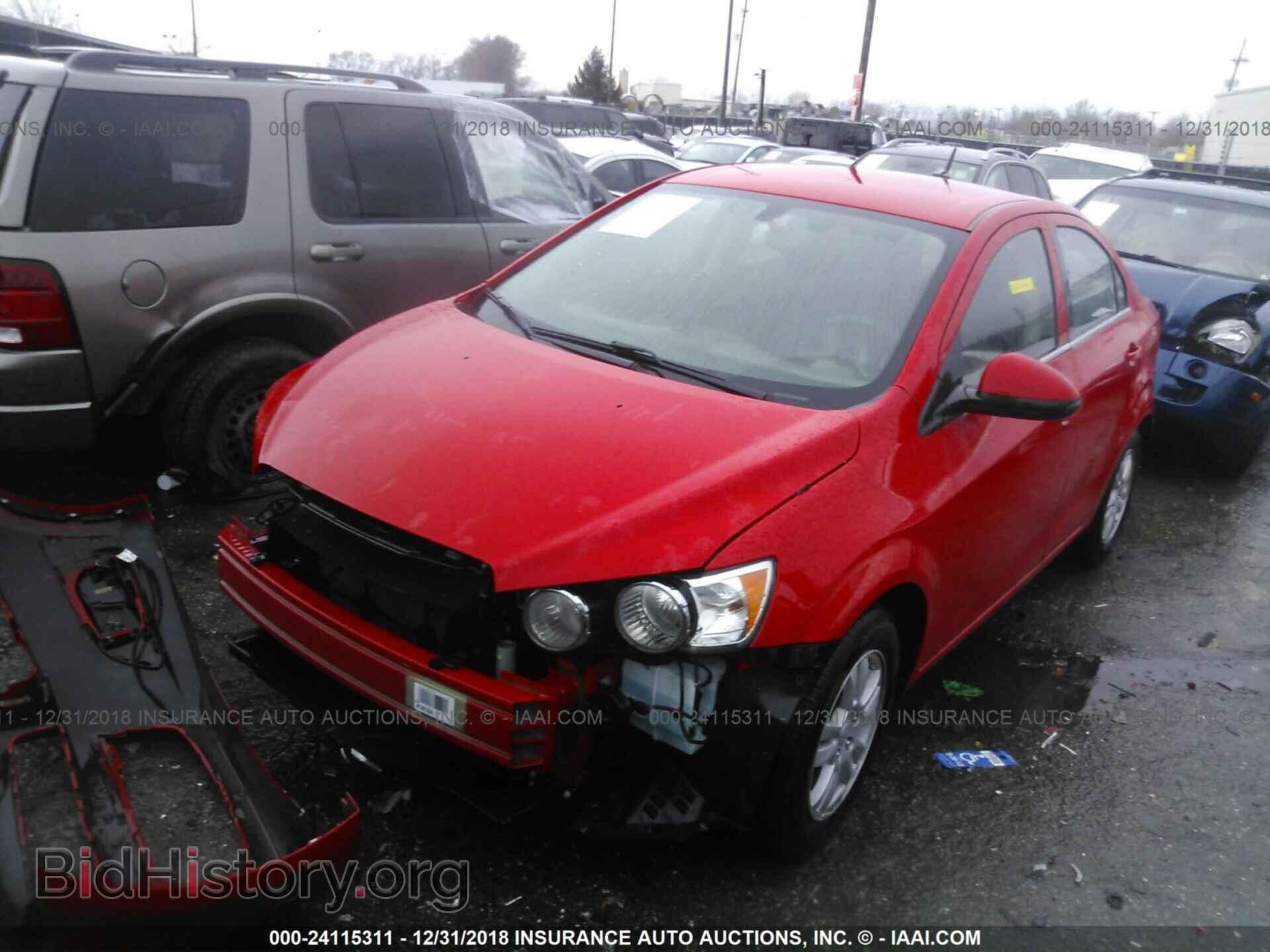 2014 CHEVROLET SONIC - VIN: 1G1JC5SH5E4224353 - Фото 2