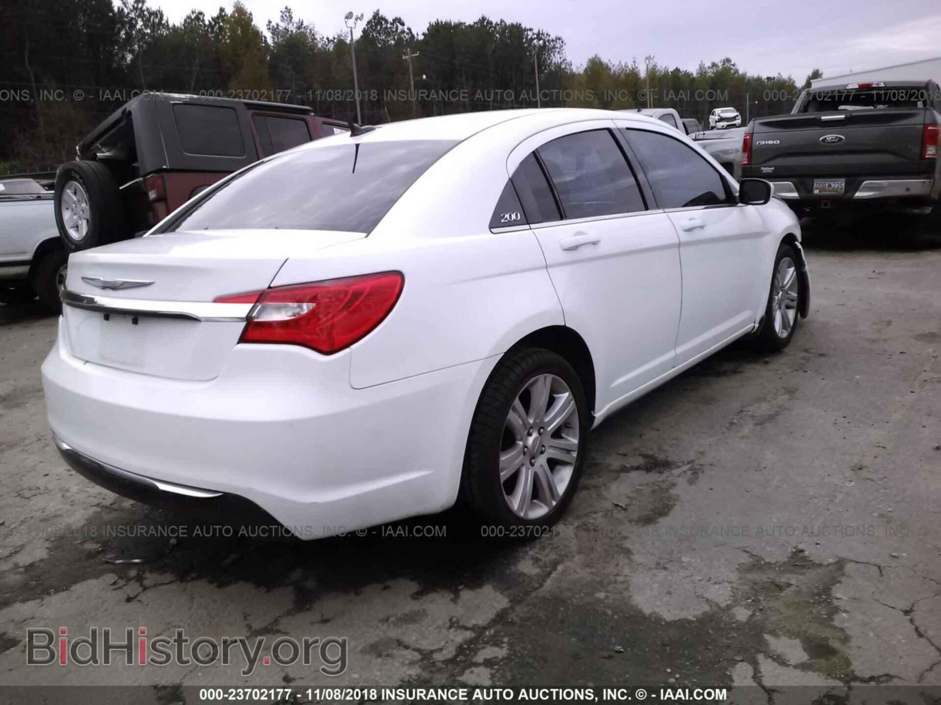 2013 CHRYSLER 200 - VIN: 1C3CCBAB9DN660485 - Photo 4