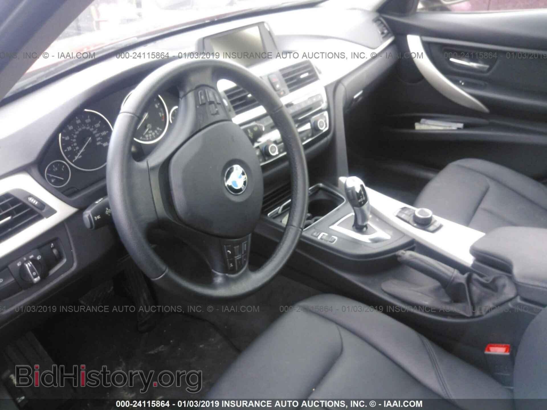 2016 BMW 320 - VIN: WBA8E5G59GNU20837 - Photo 5
