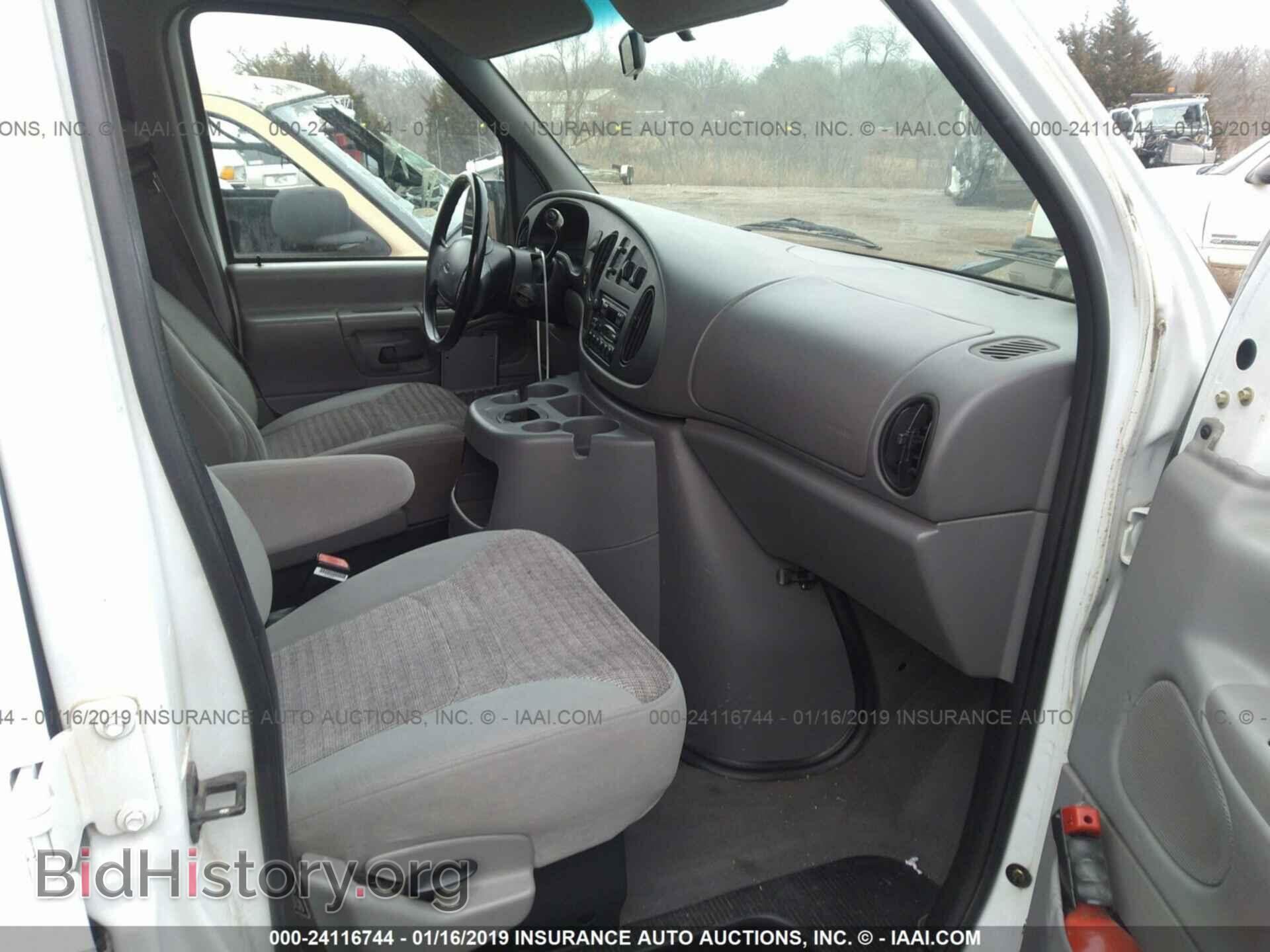 2000 FORD ECONOLINE - VIN: 1FBSS31L4YHB72952 - Photo 5
