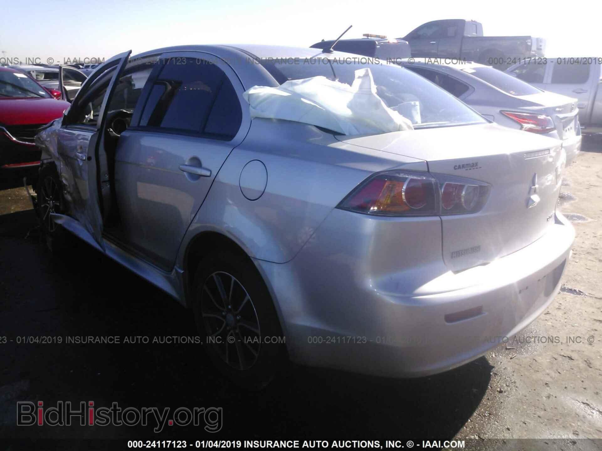 2017 MITSUBISHI LANCER - VIN: JA32U2FU4HU008799 - Фото 3