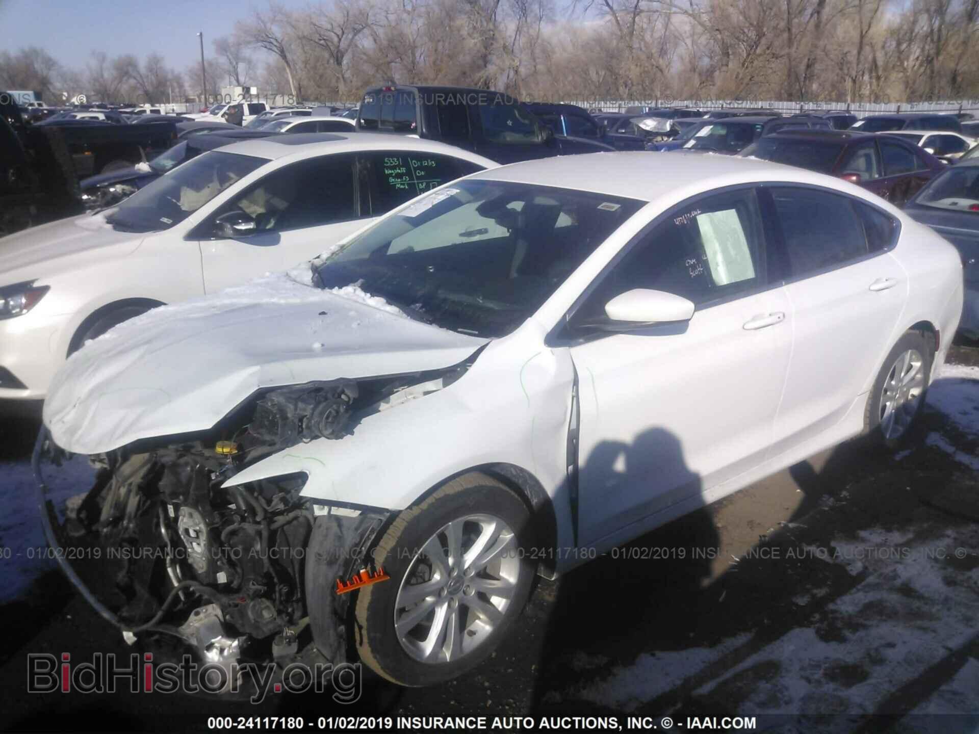 2015 CHRYSLER 200 - VIN: 1C3CCCAB0FN660304 - Photo 2