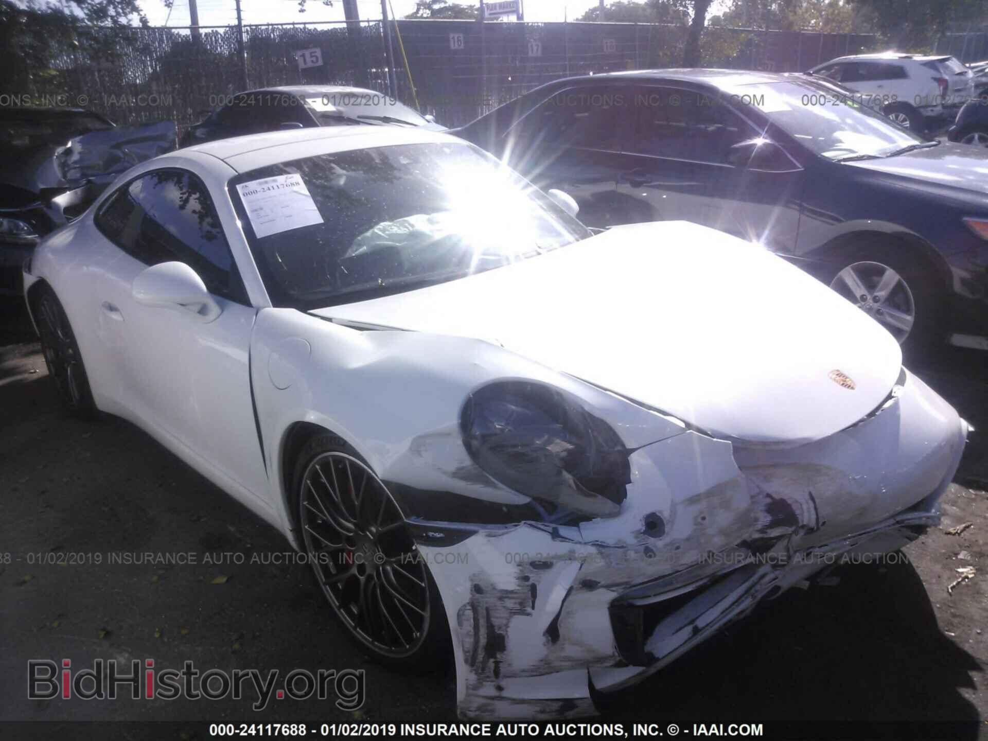 Фотография WP0AB2A96HS123874 - PORSCHE 911 2017