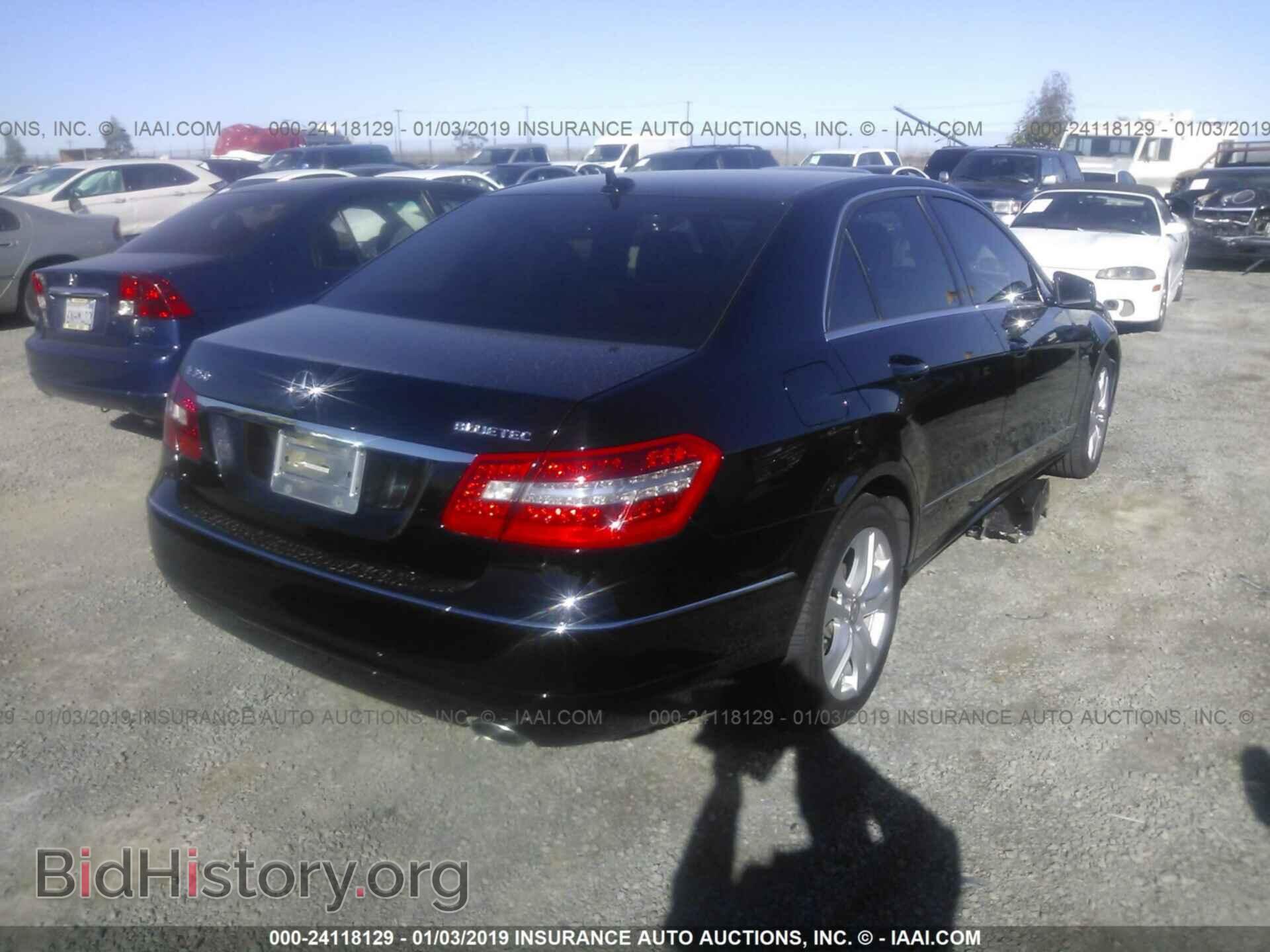 2011 MERCEDES-BENZ E - VIN: WDDHF2EB3BA371065 - Photo 4