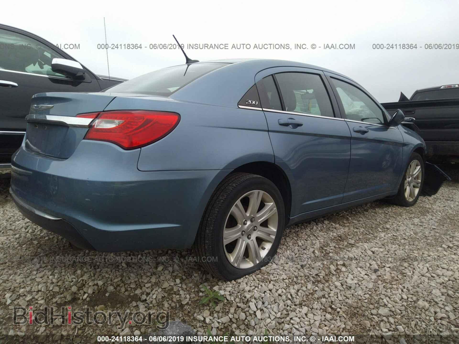2011 CHRYSLER 200 - VIN: 1C3BC1FB8BN579599 - Photo 4