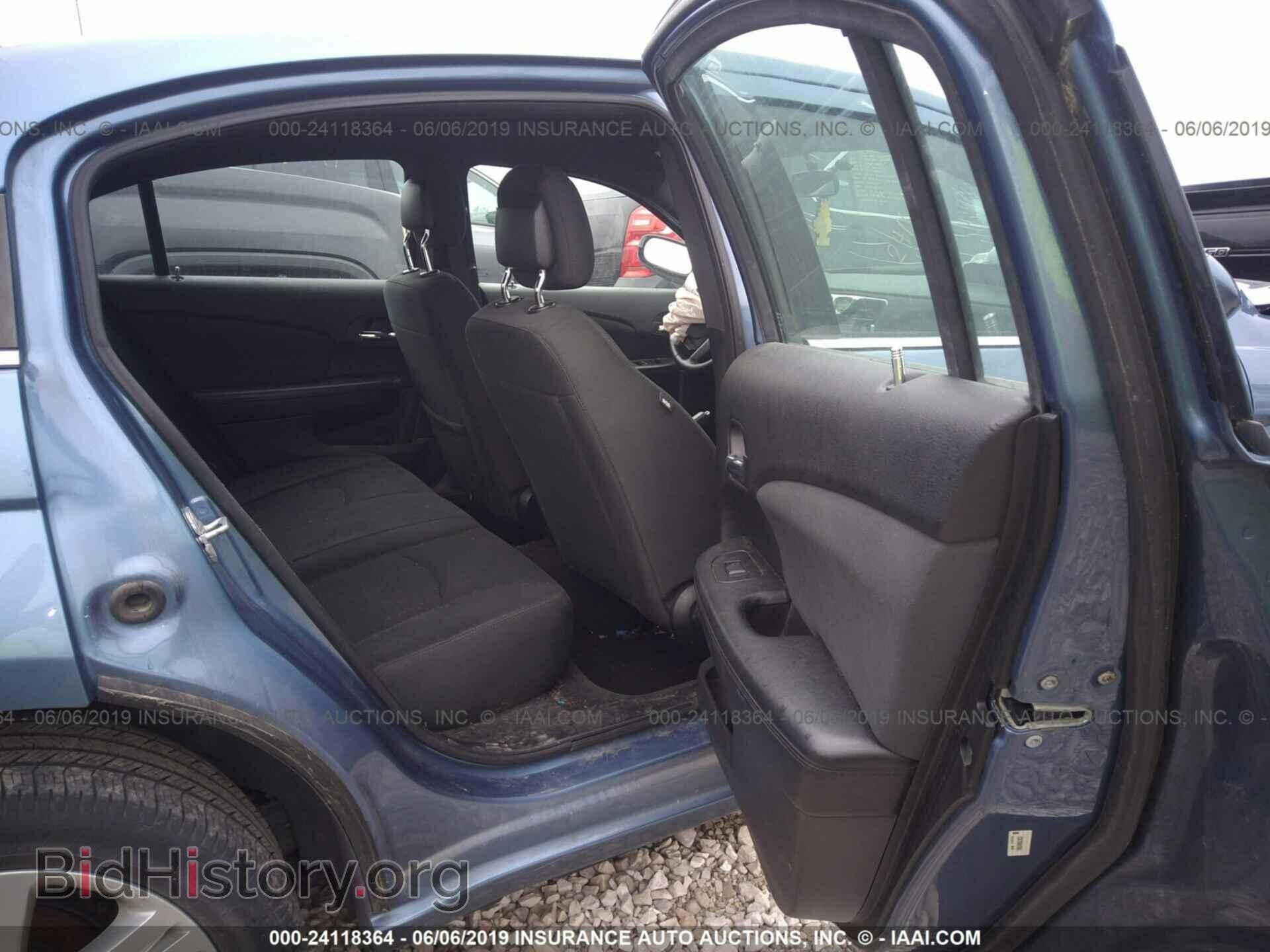 2011 CHRYSLER 200 - VIN: 1C3BC1FB8BN579599 - Photo 8