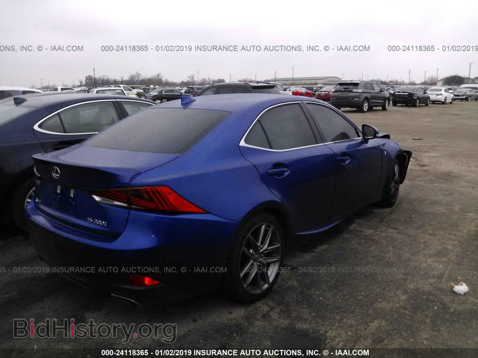 2017 LEXUS IS - VIN: JTHBA1D27H5044131 - Фото 4