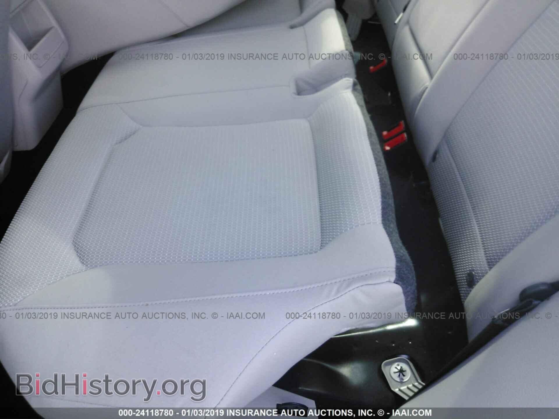 2018 VOLKSWAGEN PASSAT - VIN: 1VWAA7A31JC005126 - Фото 8