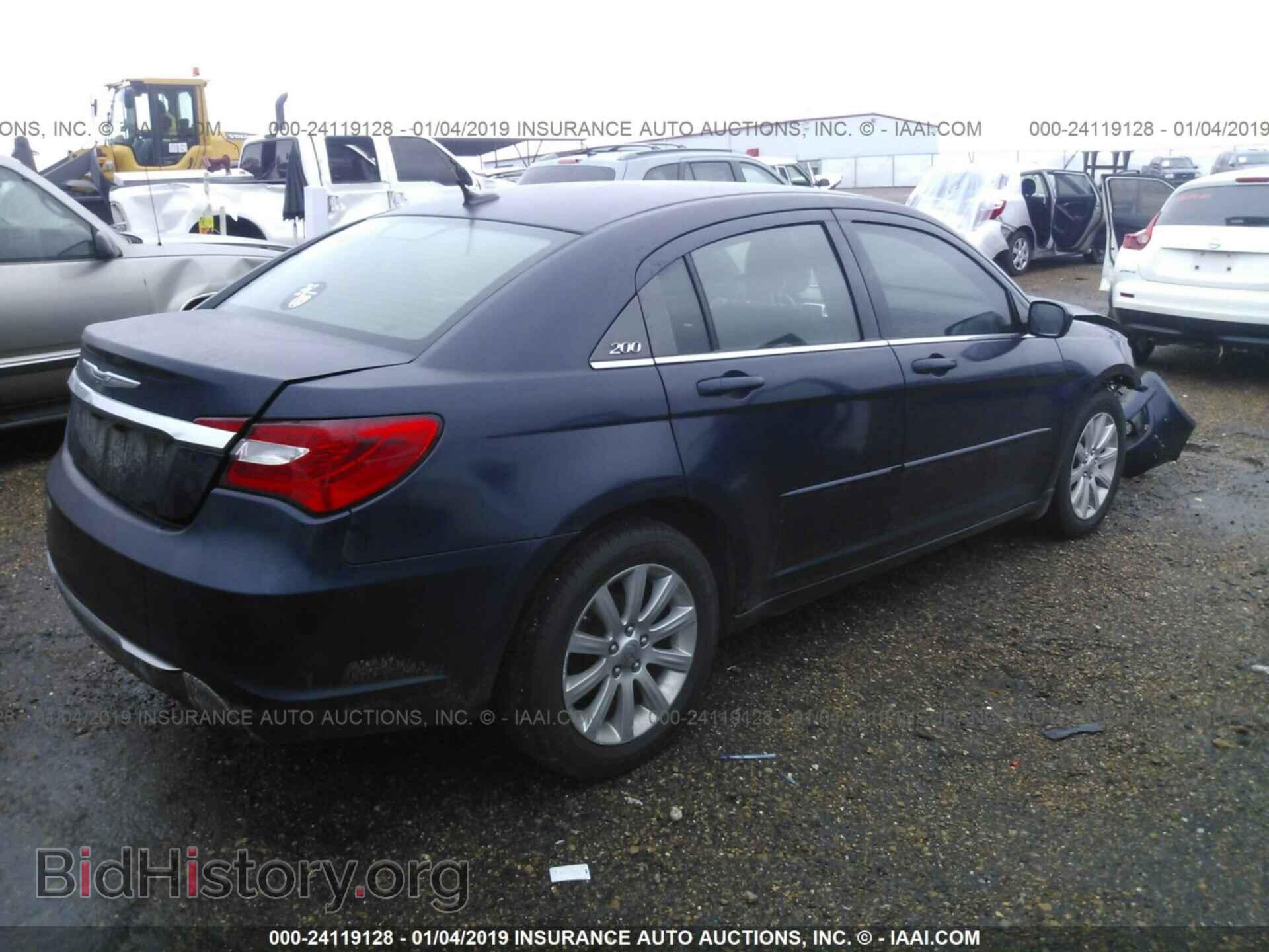 2012 CHRYSLER 200 - VIN: 1C3CCBBB6CN271347 - Фото 4