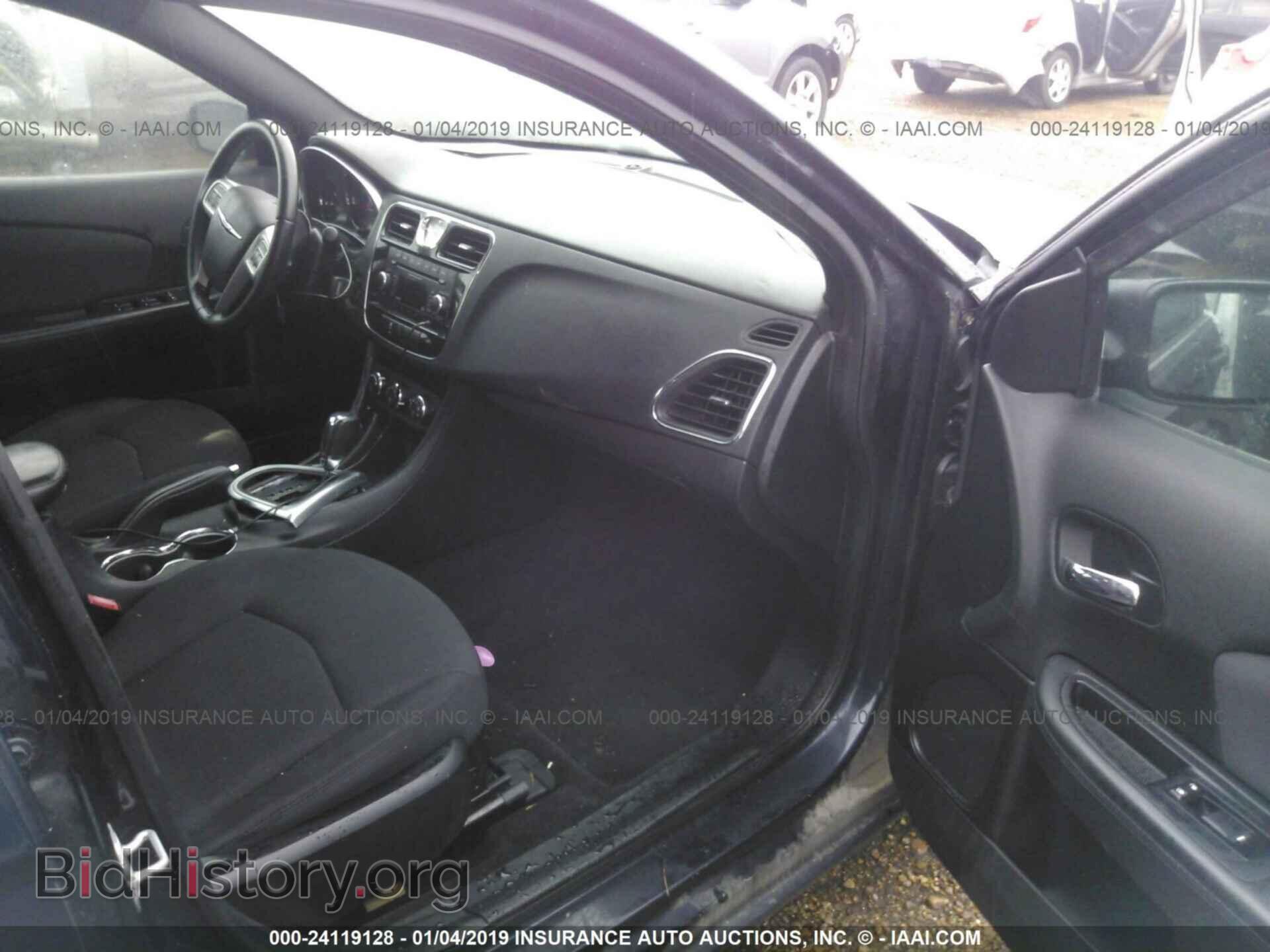 2012 CHRYSLER 200 - VIN: 1C3CCBBB6CN271347 - Фото 5