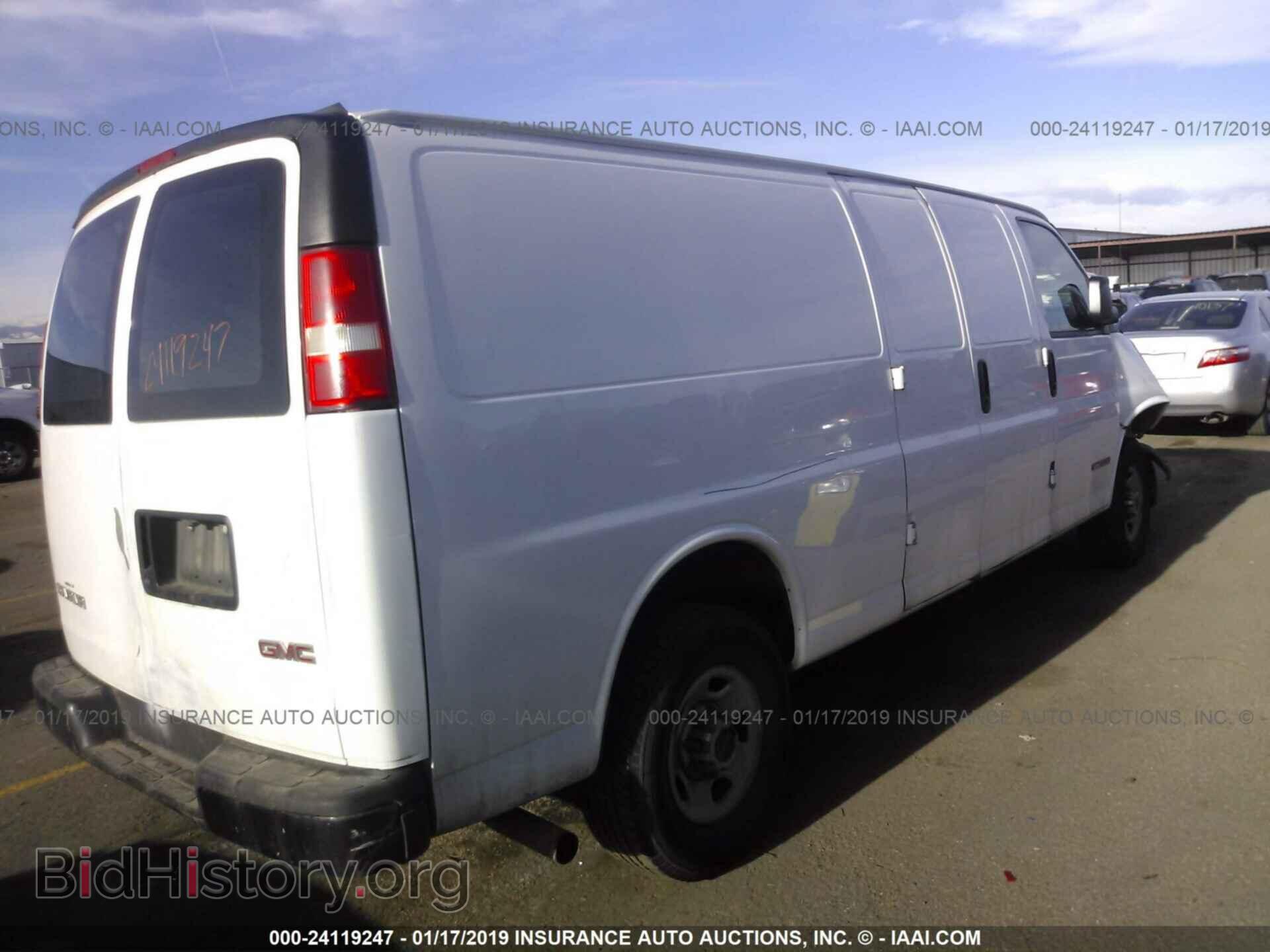 2006 GMC SAVANA - VIN: 1GTHG39V661113131 - Фото 4