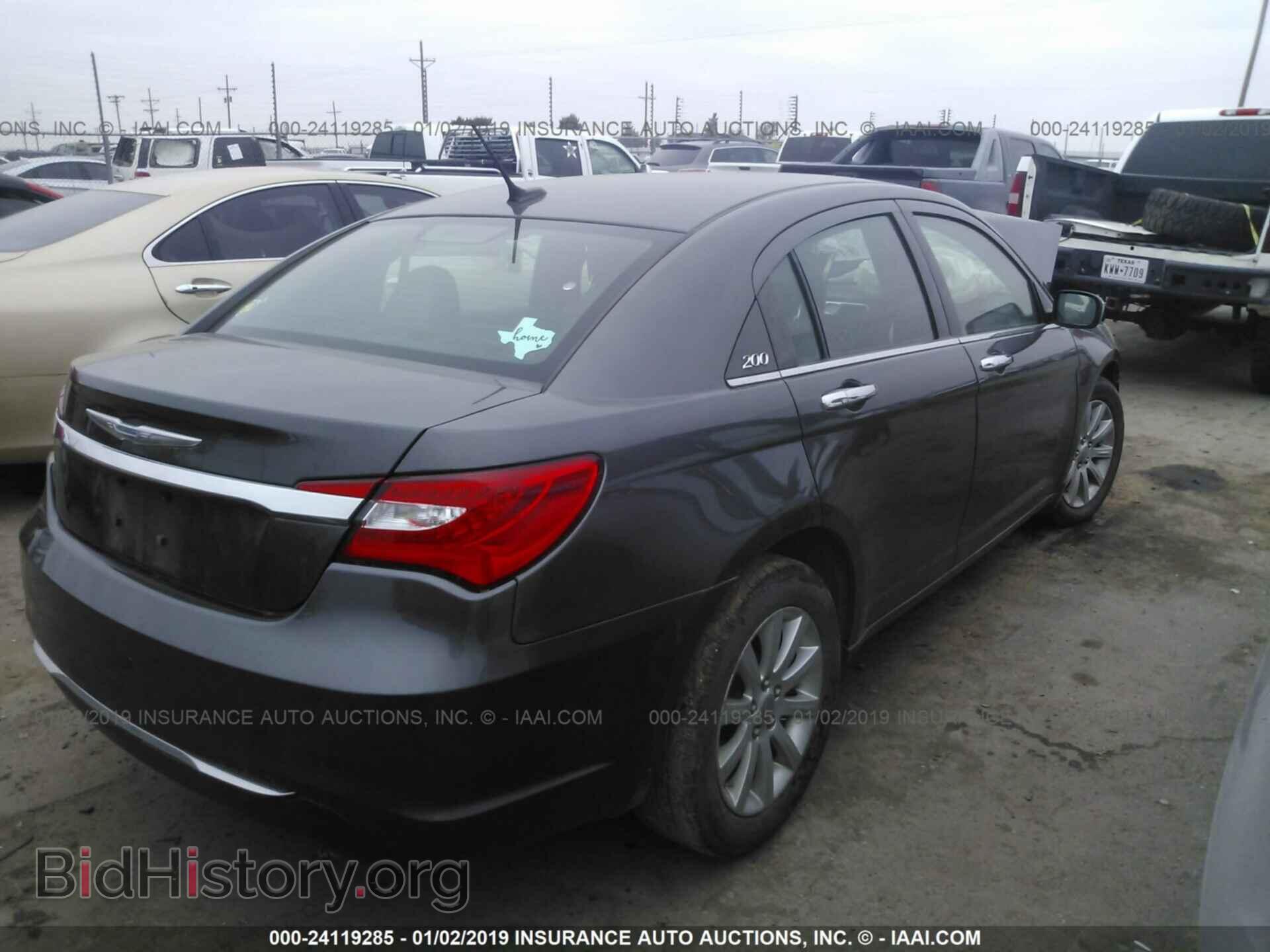 2014 CHRYSLER 200 - VIN: 1C3CCBCG3EN179237 - Фото 4