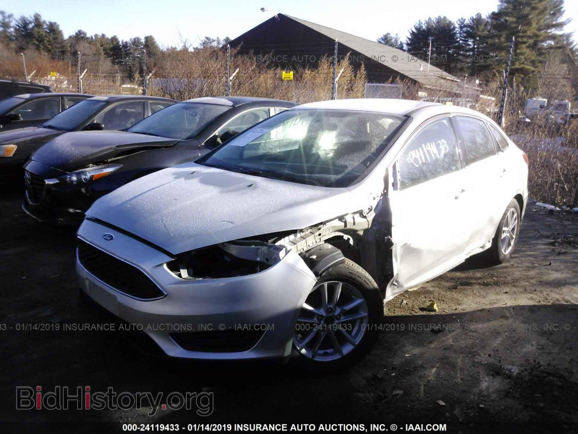 2017 FORD FOCUS - VIN: 1FADP3F22HL240240 - Фото 2